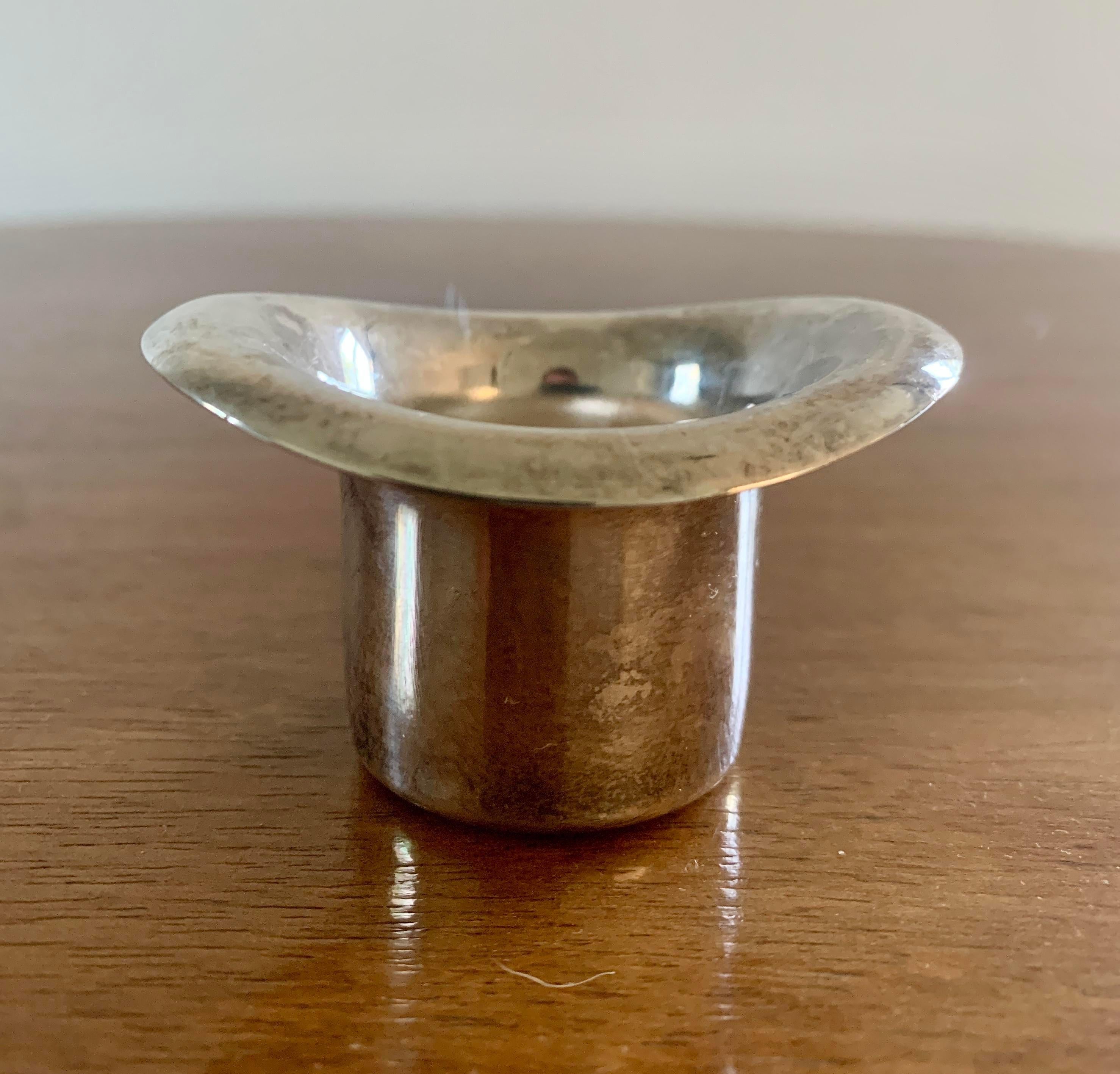 Mid-Century Modern Silver Top Hat Cocktail Pick or Toothpick Holder For Sale