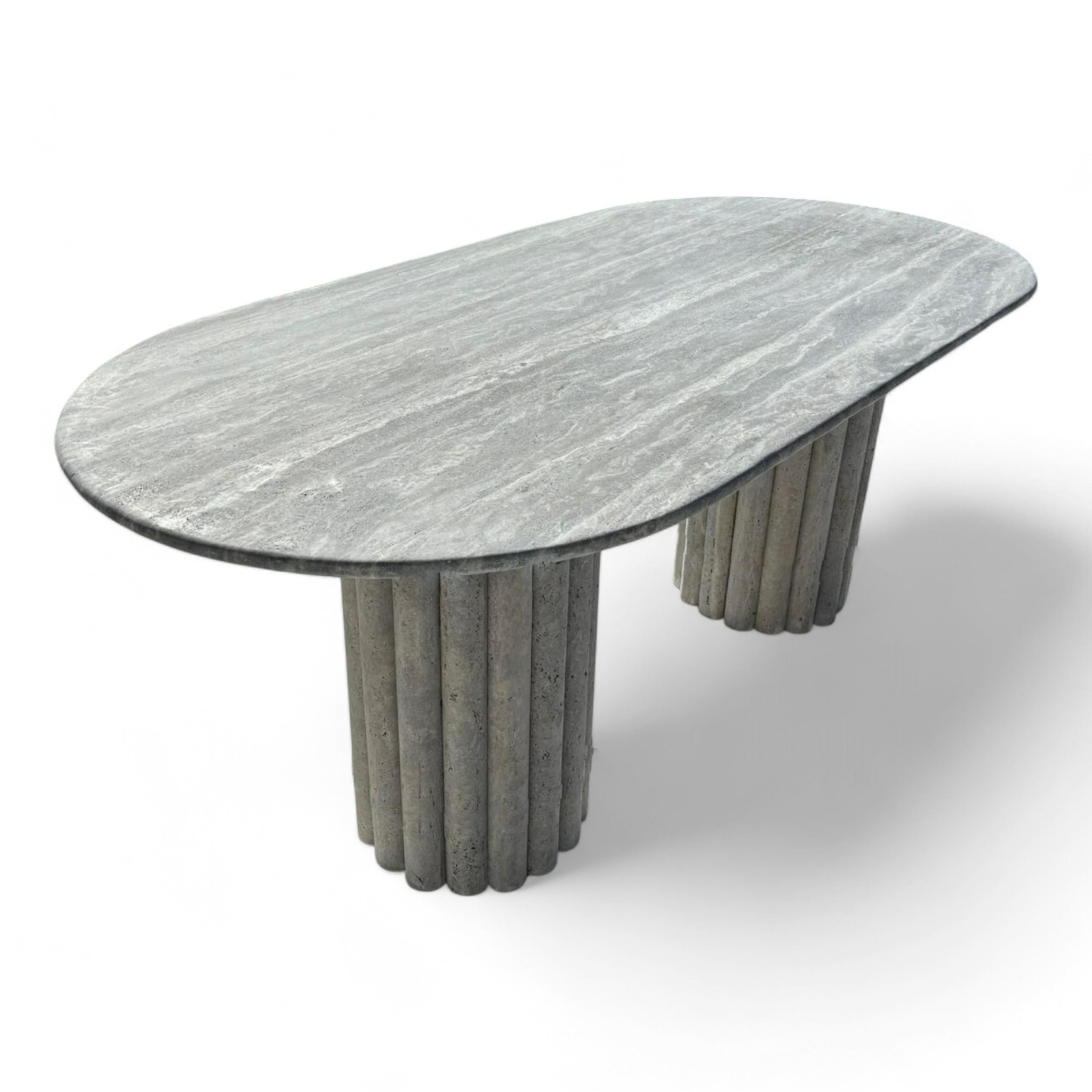 Mesa de comedor de mármol travertino plateado - Mesa de cocina de piedra - Mármol a medida Siglo XXI y contemporáneo en venta