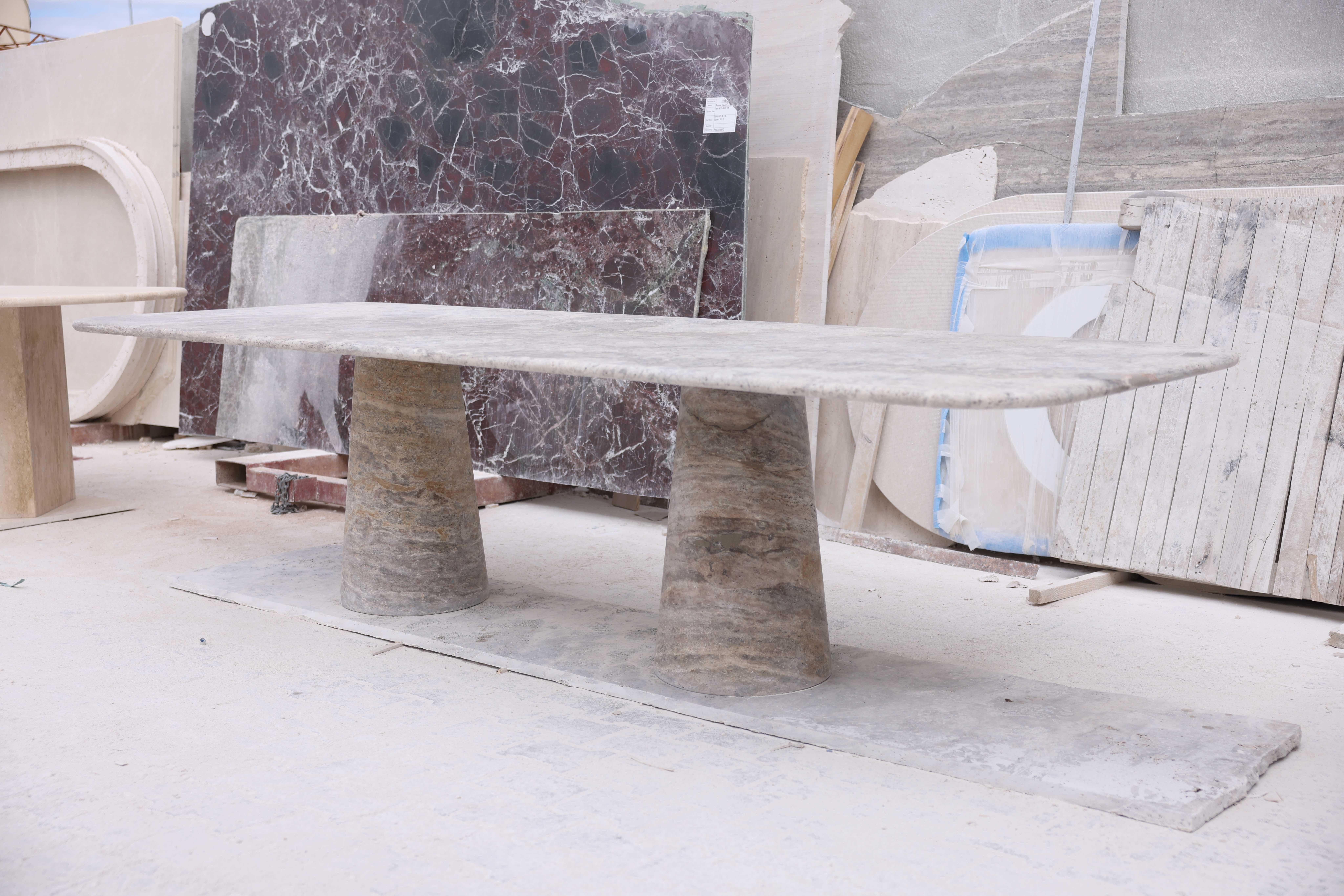 Mid-Century Modern Silver Travertine Rectangle Dining Table, the Style of 1970 Angelo Mangiarotti For Sale