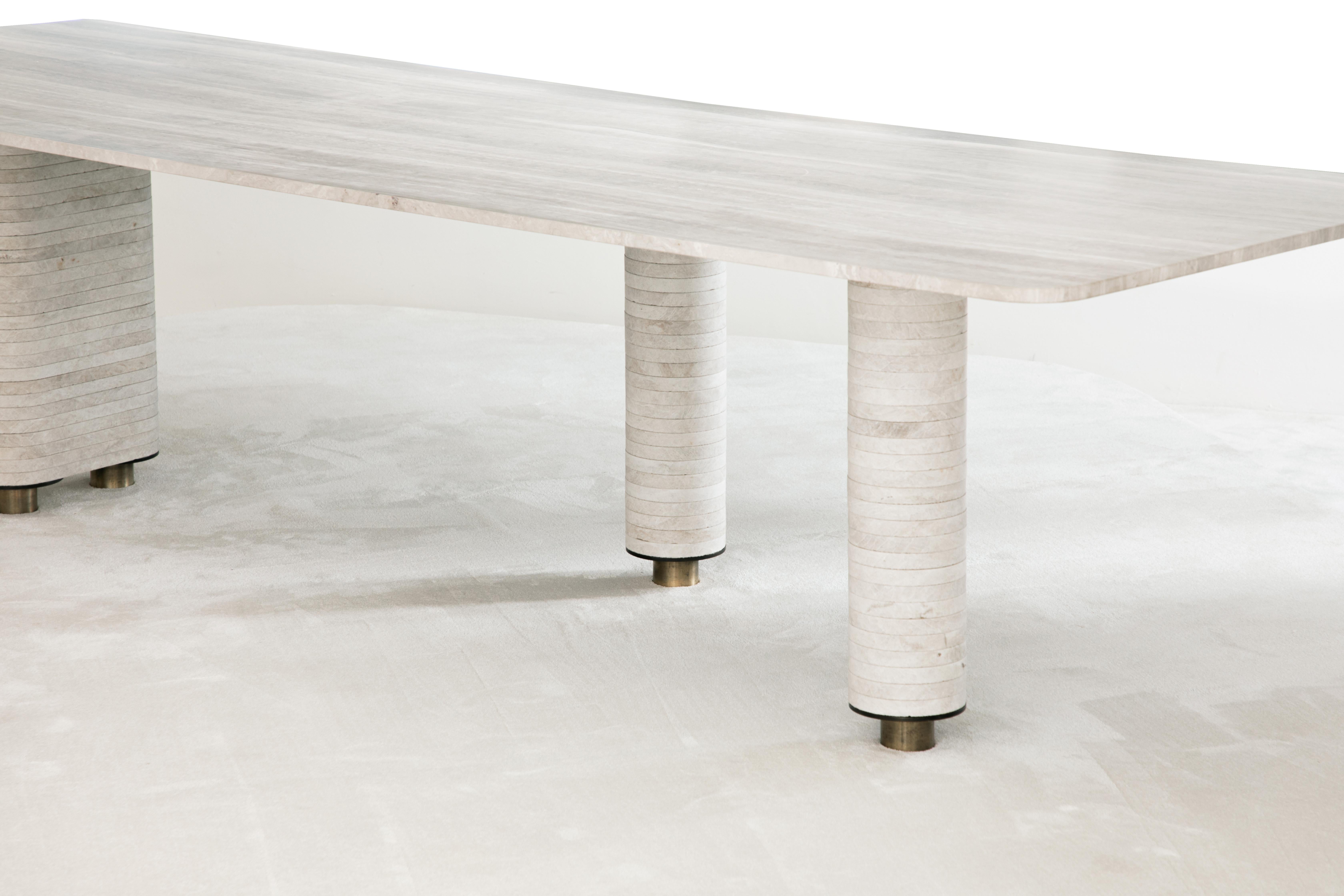 Table à manger Aro en travertin argenté avec plateau en bois par Atra Design en vente 3