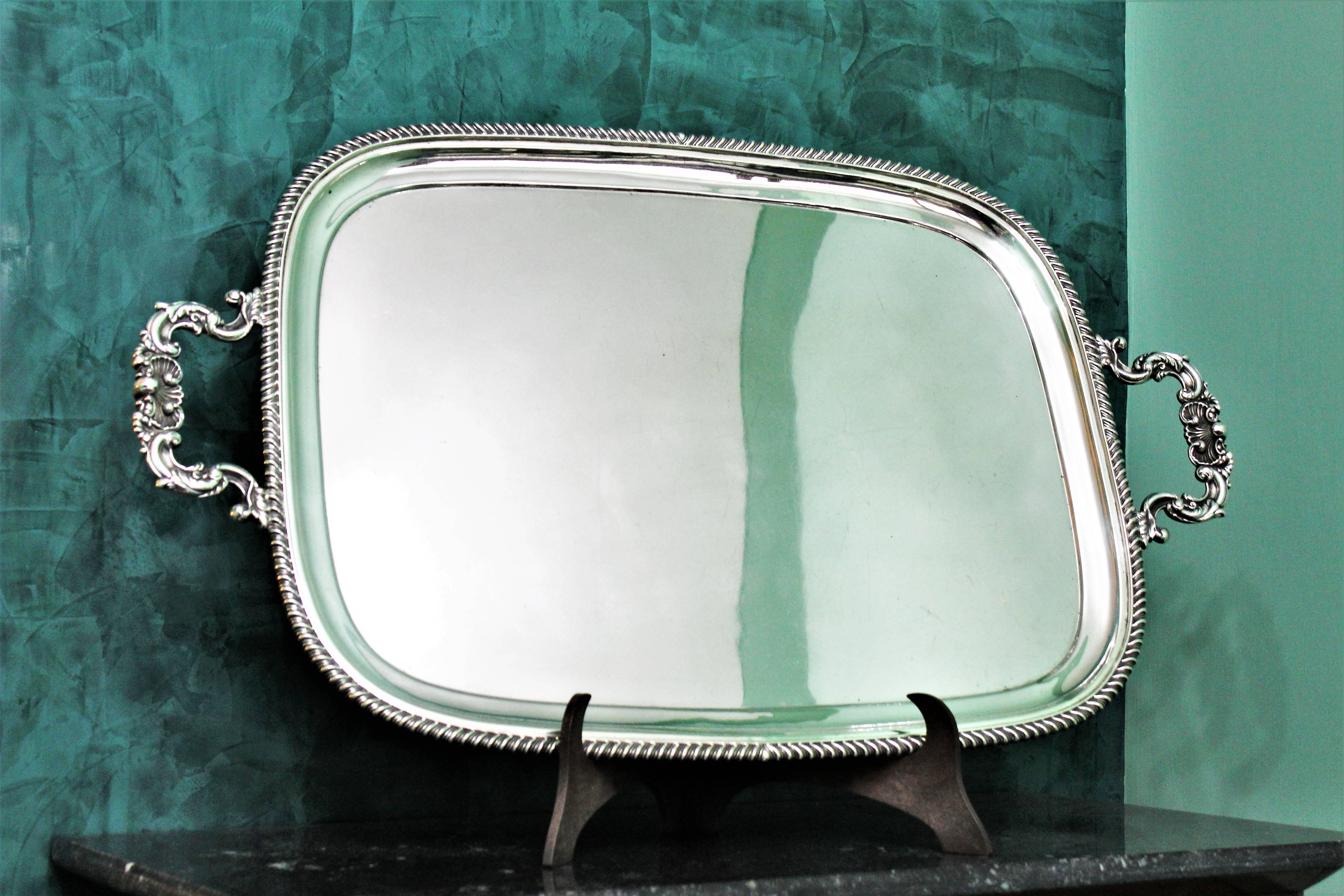 Queen Anne Silver Tray, 1915 Chester, England For Sale