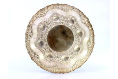 Silver tray w/ floral & animal motifs in relief & a smooth card in the center