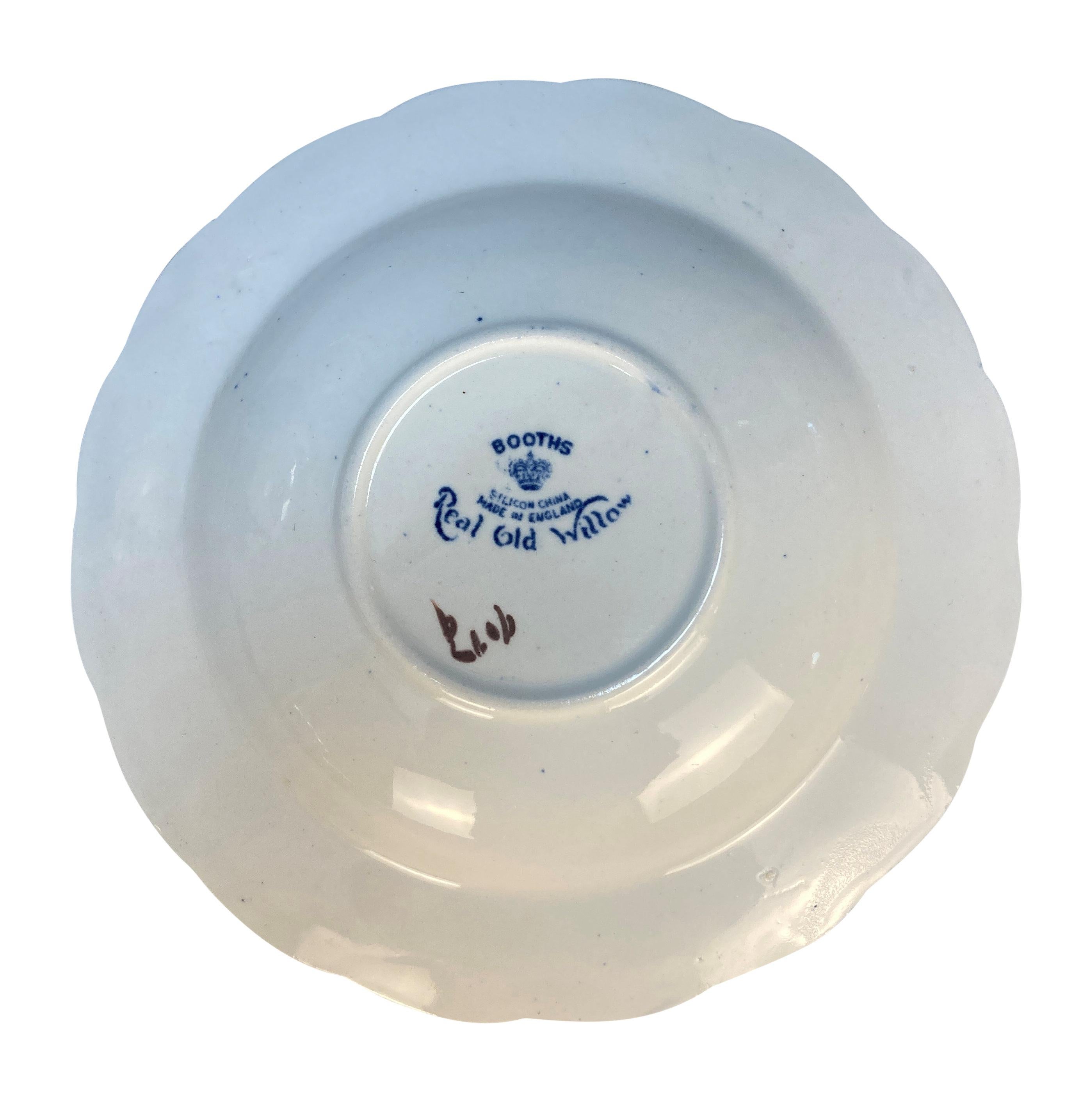 Début du 20ème siècle A Silver Tray With A Booth's Old Willow Pattern Tea Service en vente