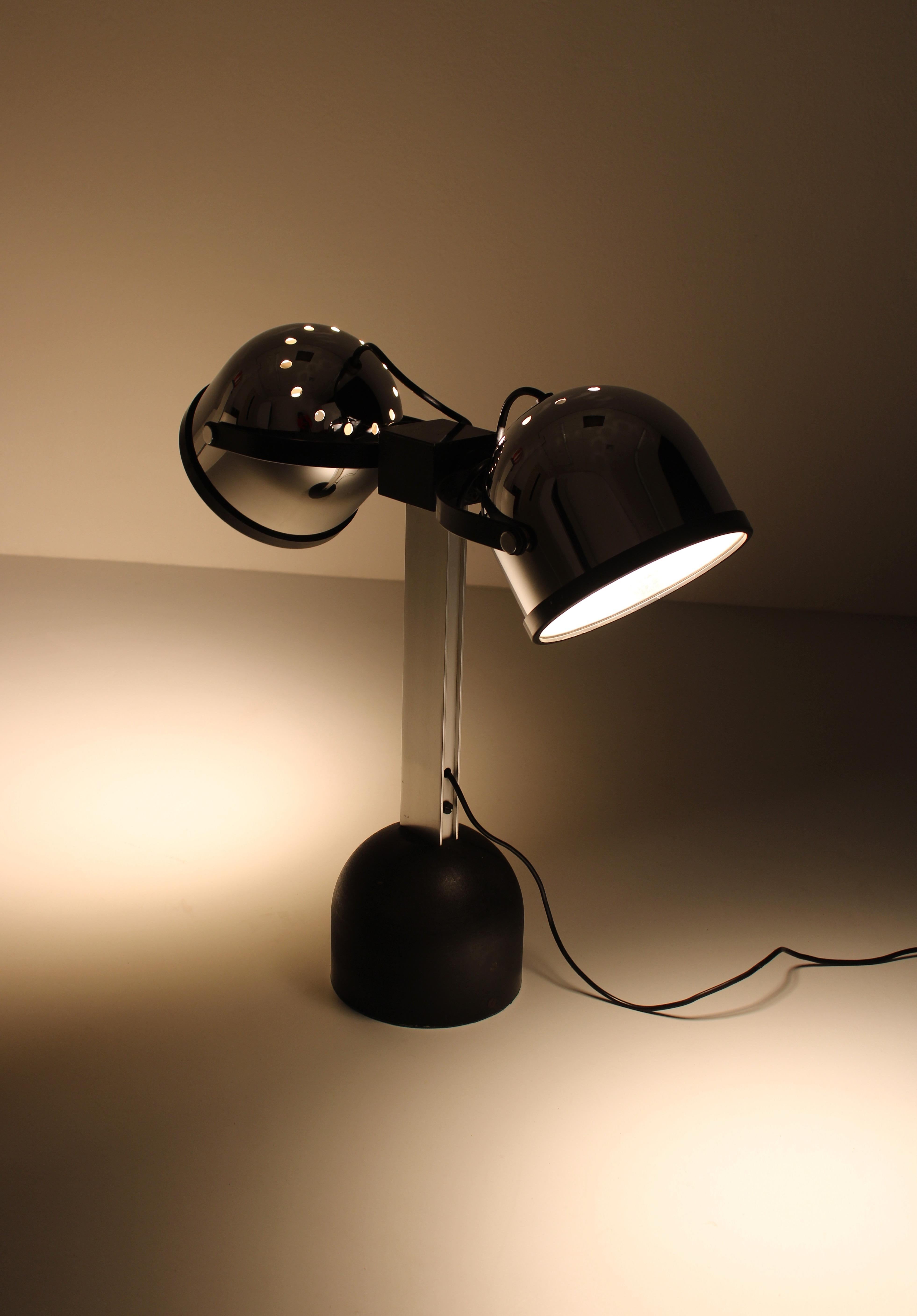 Mid-Century Modern Silver Trepiù table lamp by Gae Aulenti & Livio Castiglioni for Stilnovo, 1971 For Sale
