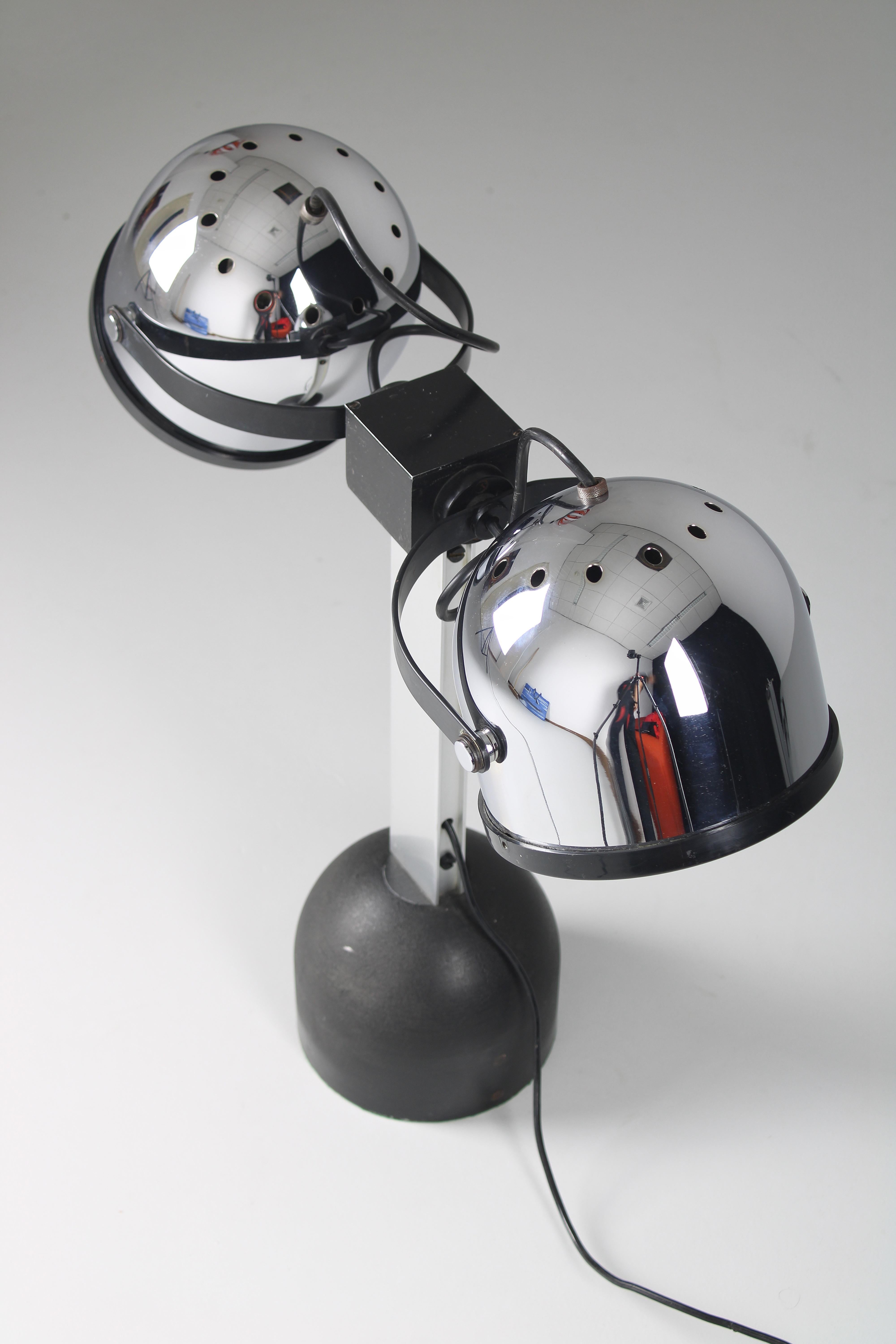 Brass Silver Trepiù table lamp by Gae Aulenti & Livio Castiglioni for Stilnovo, 1971 For Sale