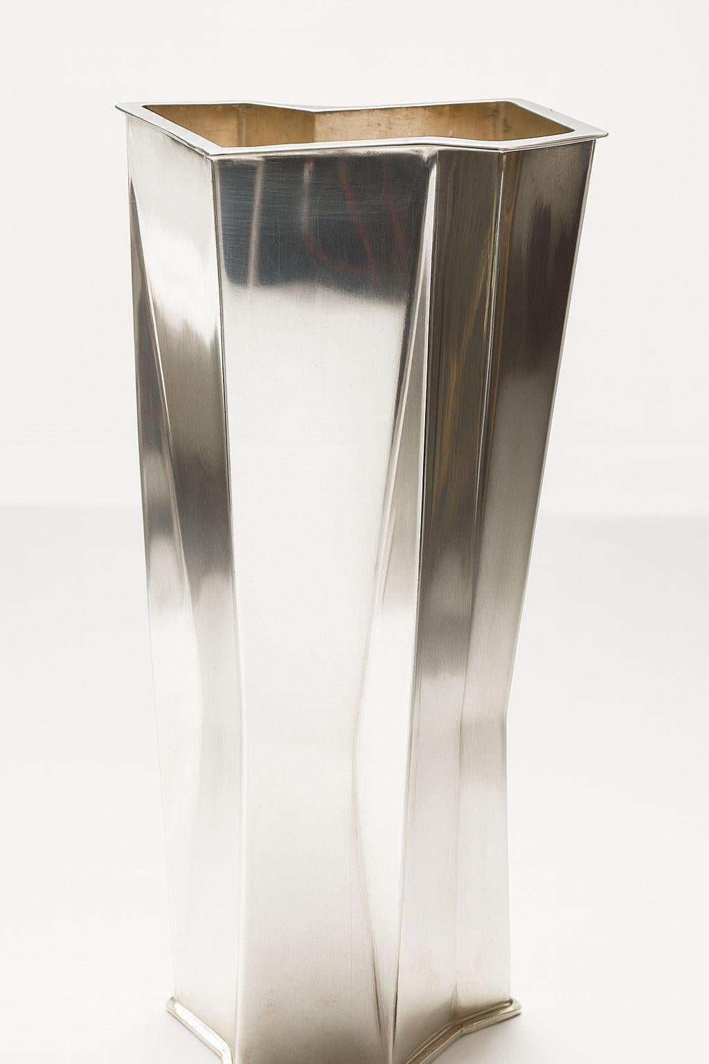 Silver. Vaso di Tapio Wirkkala, Kultakeskus Oy, Hämeenlinna, Finlandia, 1973 In condizioni buone in vendita a Stockholm, SE