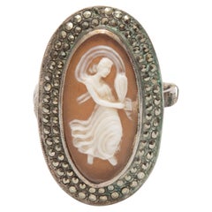 Silver Vintage Cameo Shell Ring