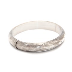 Silver Vintage Floral Etched Bangle Bracelet