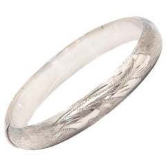 Silver Vintage Floral Etched Bangle Bracelet