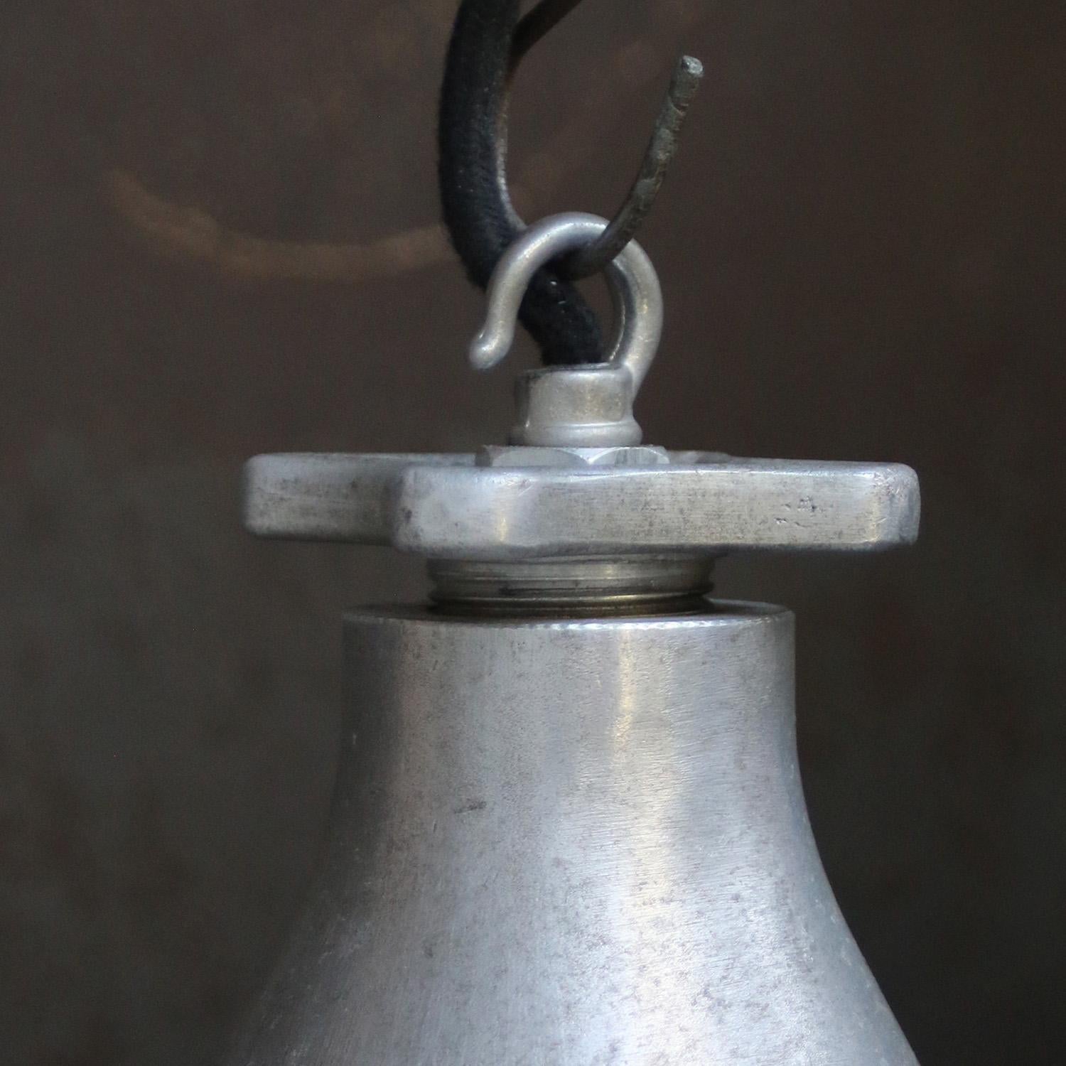 Moulage Lampe à suspension industrielle transparente vintage argentée par DAB, Belgique en vente