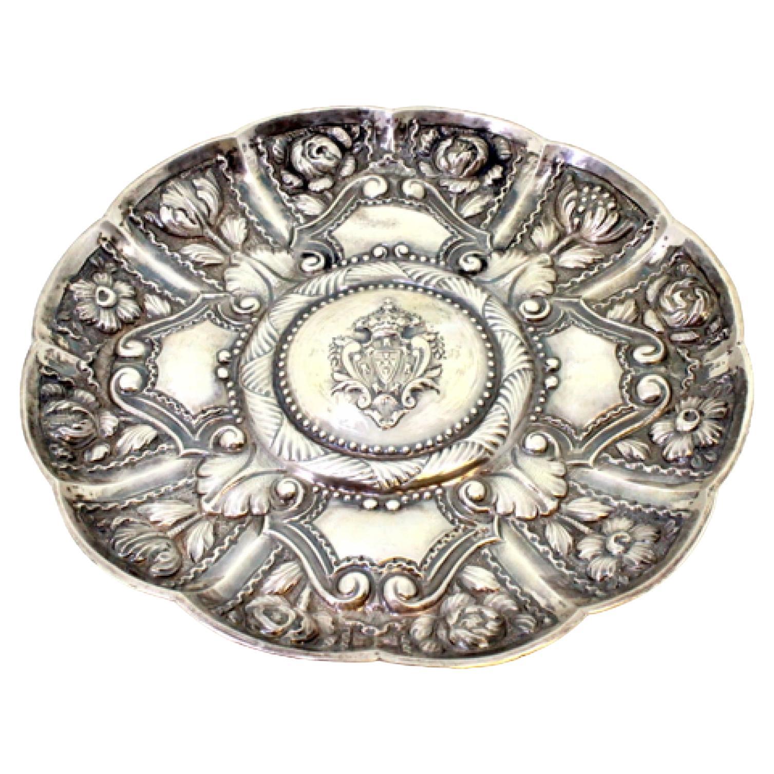 Silver wall salver with Portuguese coat of arms 
pearl frieze