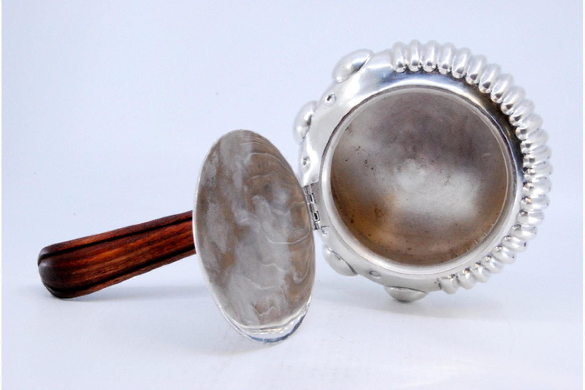 20ième siècle Silver whisk with wooden handle, embossed lid and fluted tank en vente