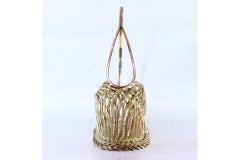 Silver wire bottle holder with rope handle