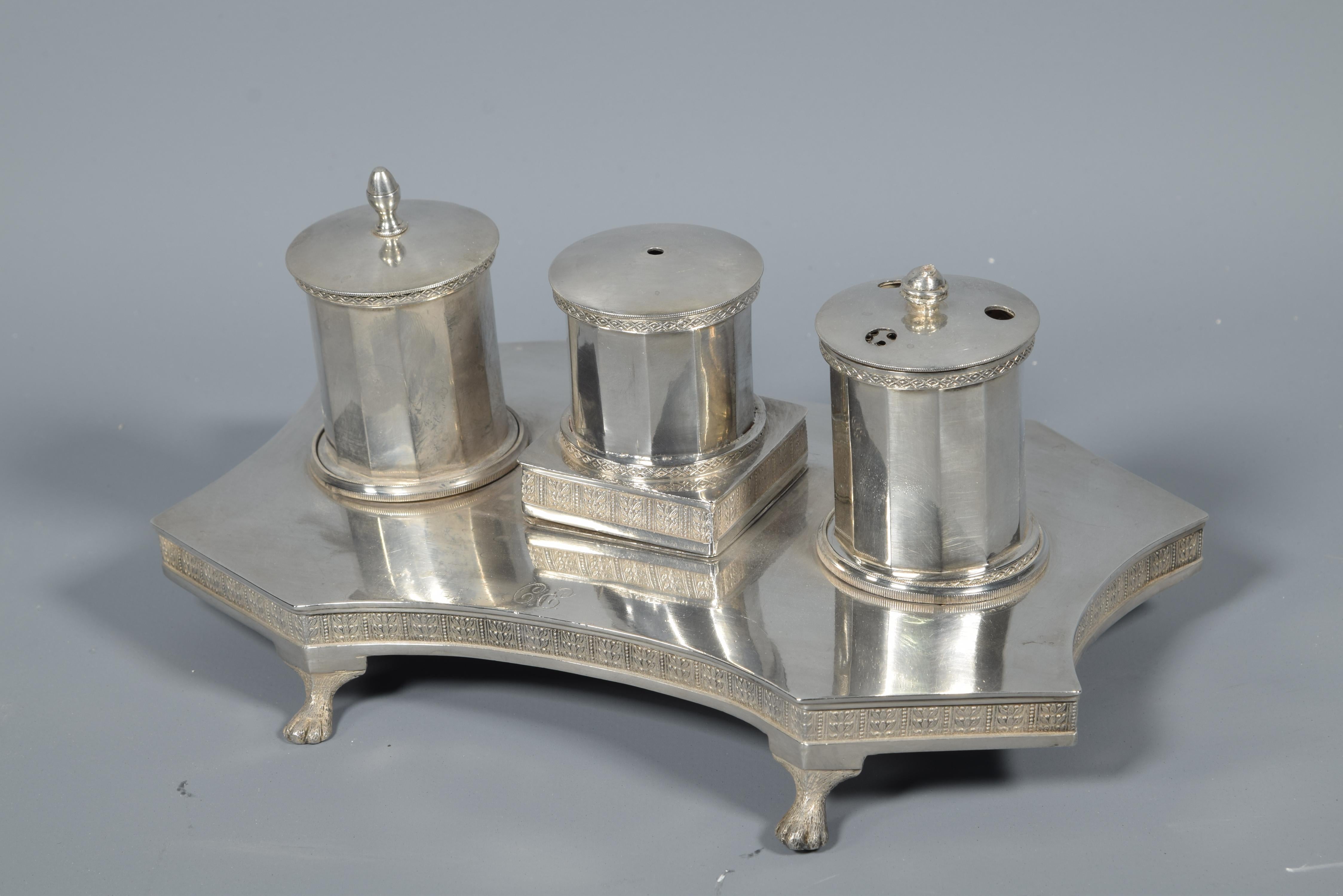 Neoclassico Set da scrittura in argento, Madrid, Spagna, 1819 e 1841, con marchi di garanzia in vendita