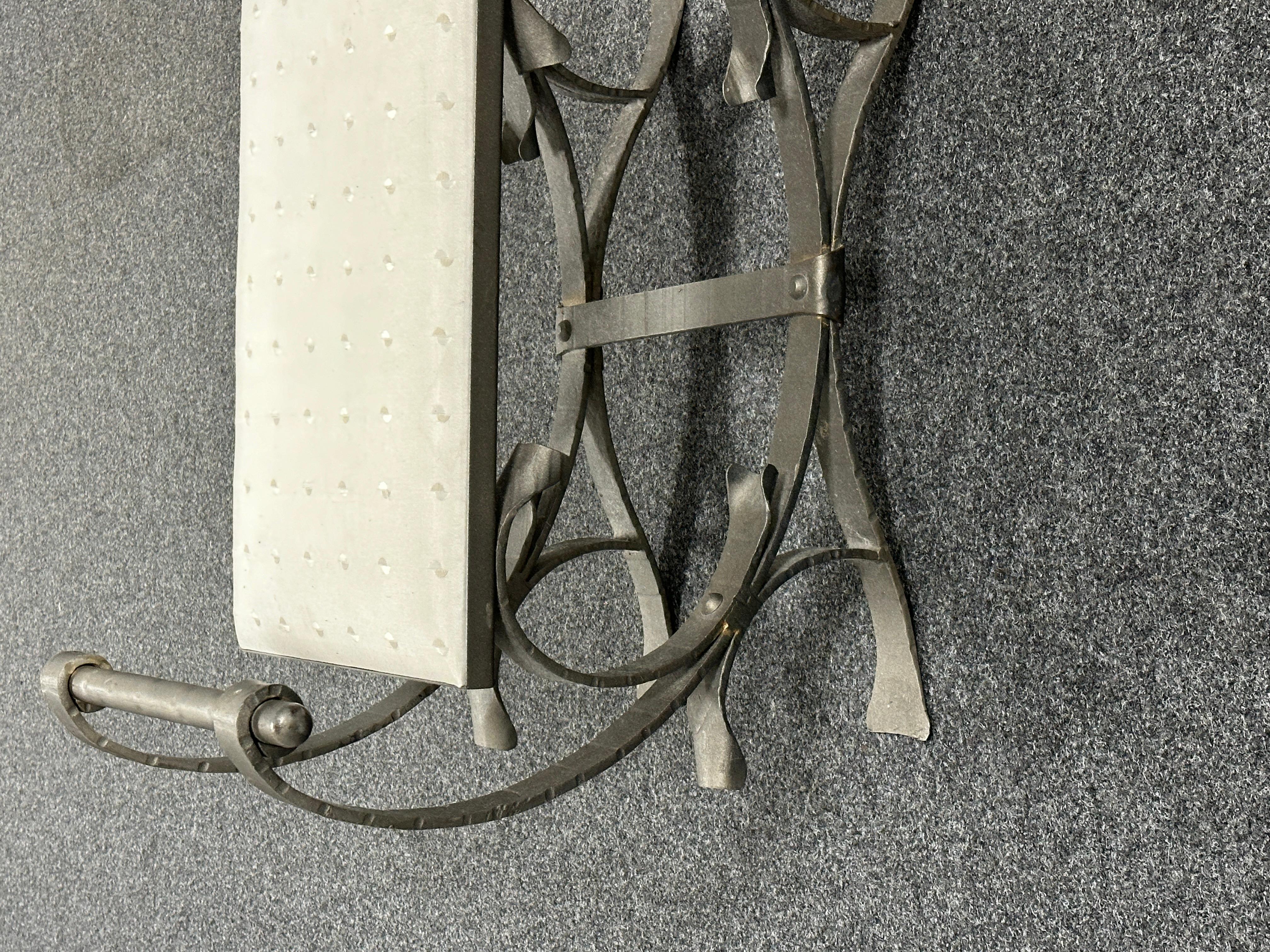 Silber Schmiedeeisen mit Satin-Kissen, Hocker oder Bank, Sitz, Hocker oder Bank, Italien, 1960er Jahre im Angebot 12