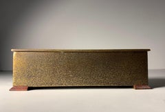 Humidificador de puros SilverCrest decorado en bronce y forrado de cedro