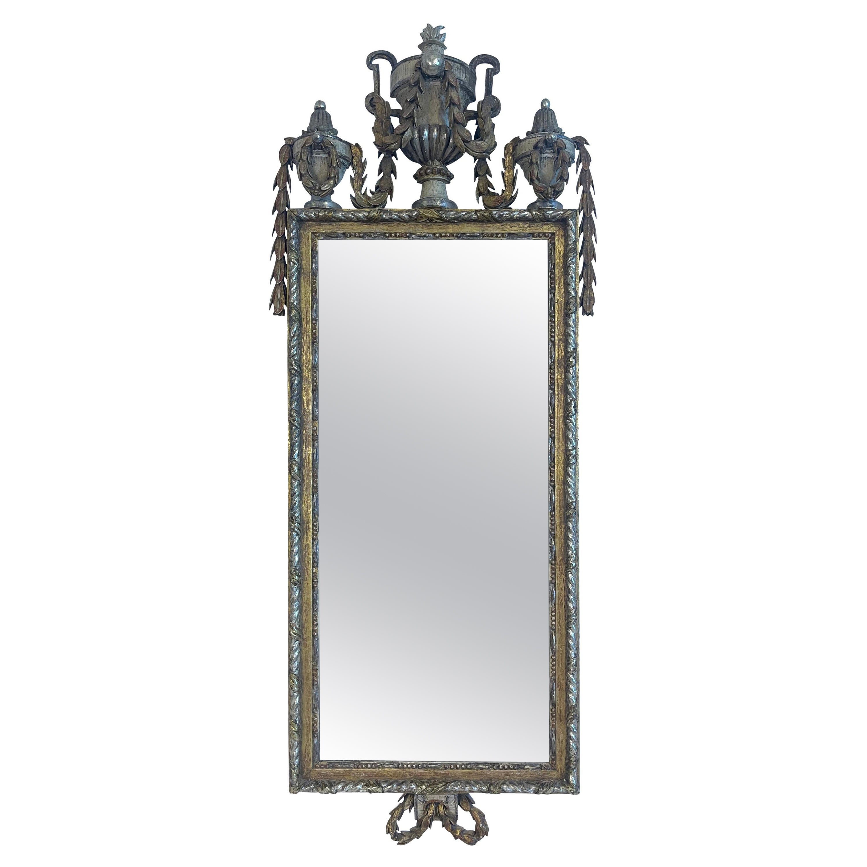 Miroir néoclassique suédois en bois argenté et doré avec verre d'origine