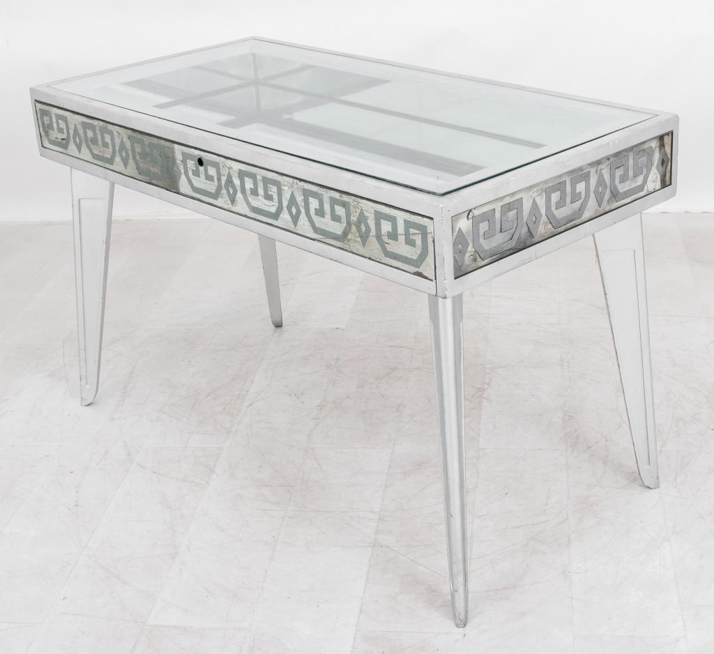 Silvered Art Deco or Moderne Vitrine Table, 1940s In Good Condition For Sale In New York, NY