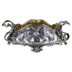 Jardinière Art Nouveau argentée à motifs floraux organiques, France, vers 1900