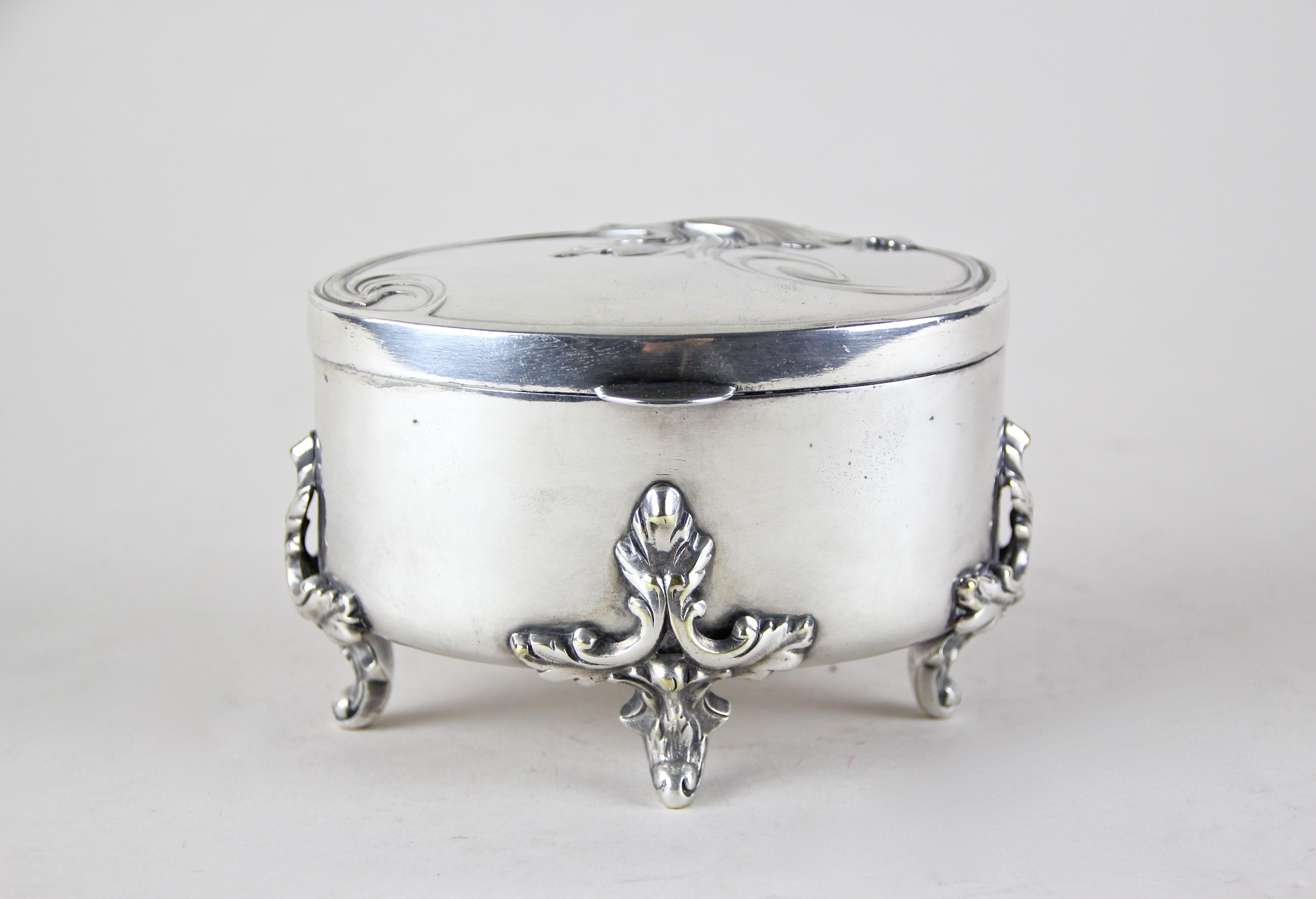 Beautiful small Silvered Brass Box by Moritz Hacker, Austria, circa 1900. Standing on four artful shaped feet, this decorative box comes with a great designed lid, showing a foliage on top. A real nice piece of a silvered Art Nouveau box, hallmarked