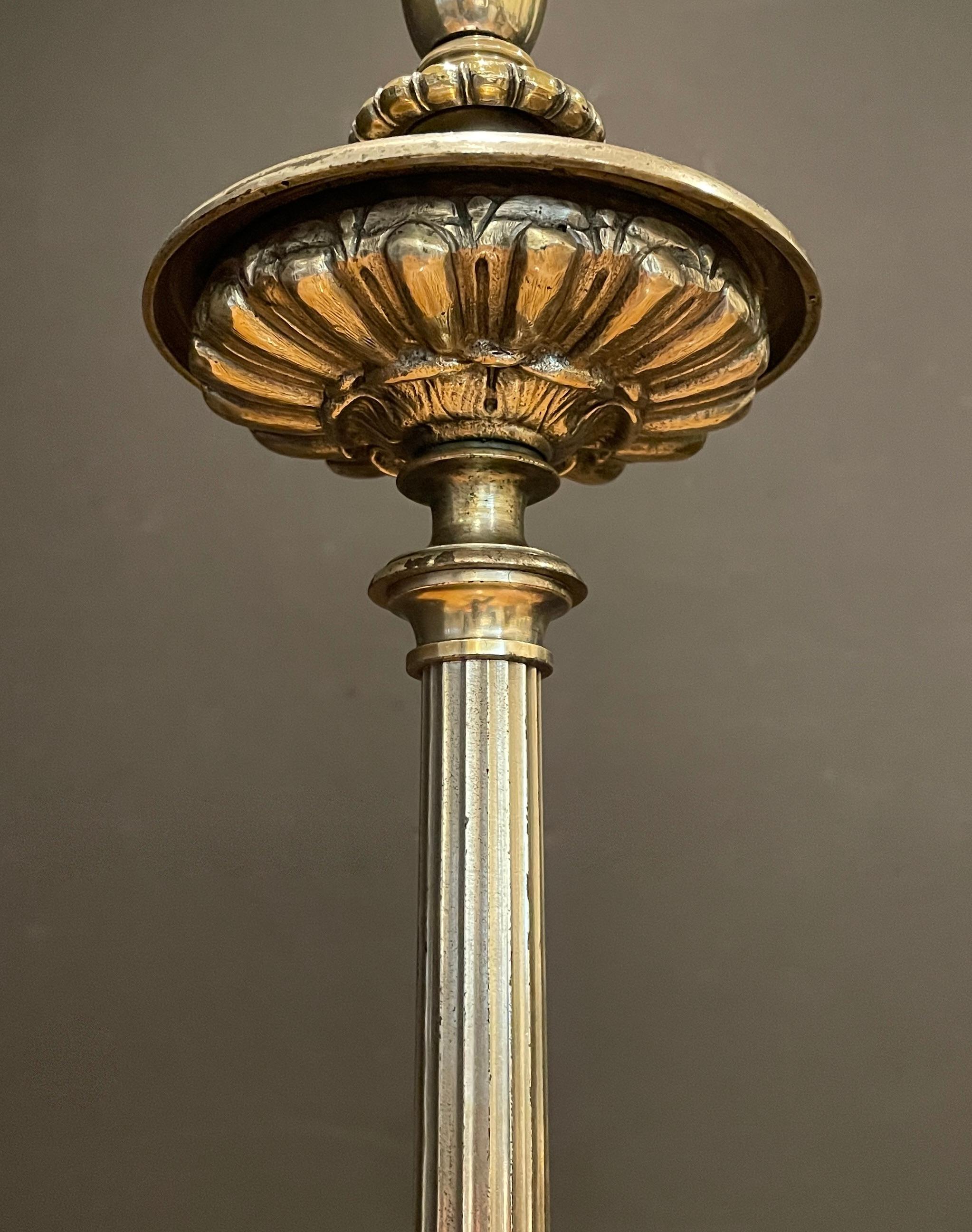 Lampadaire baroque ancien en bronze argenté Bon état - En vente à Norwood, NJ