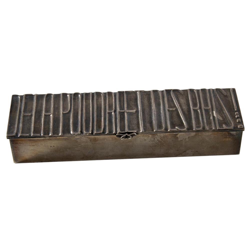 Silvered Bronze Box "De la poudre et des bals !"