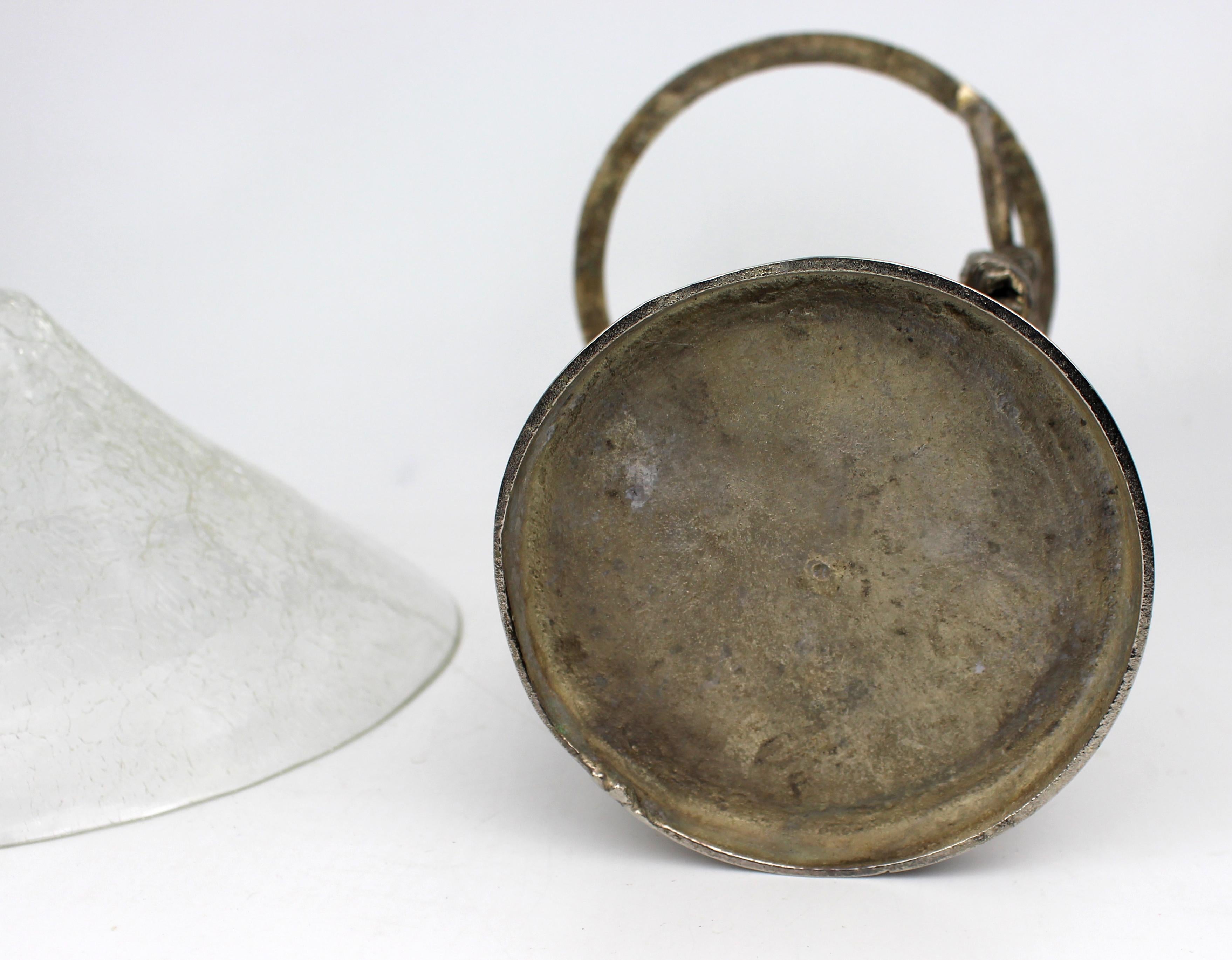 Centre de table Singe en bronze argenté avec bol en verre craquelé en vente 5