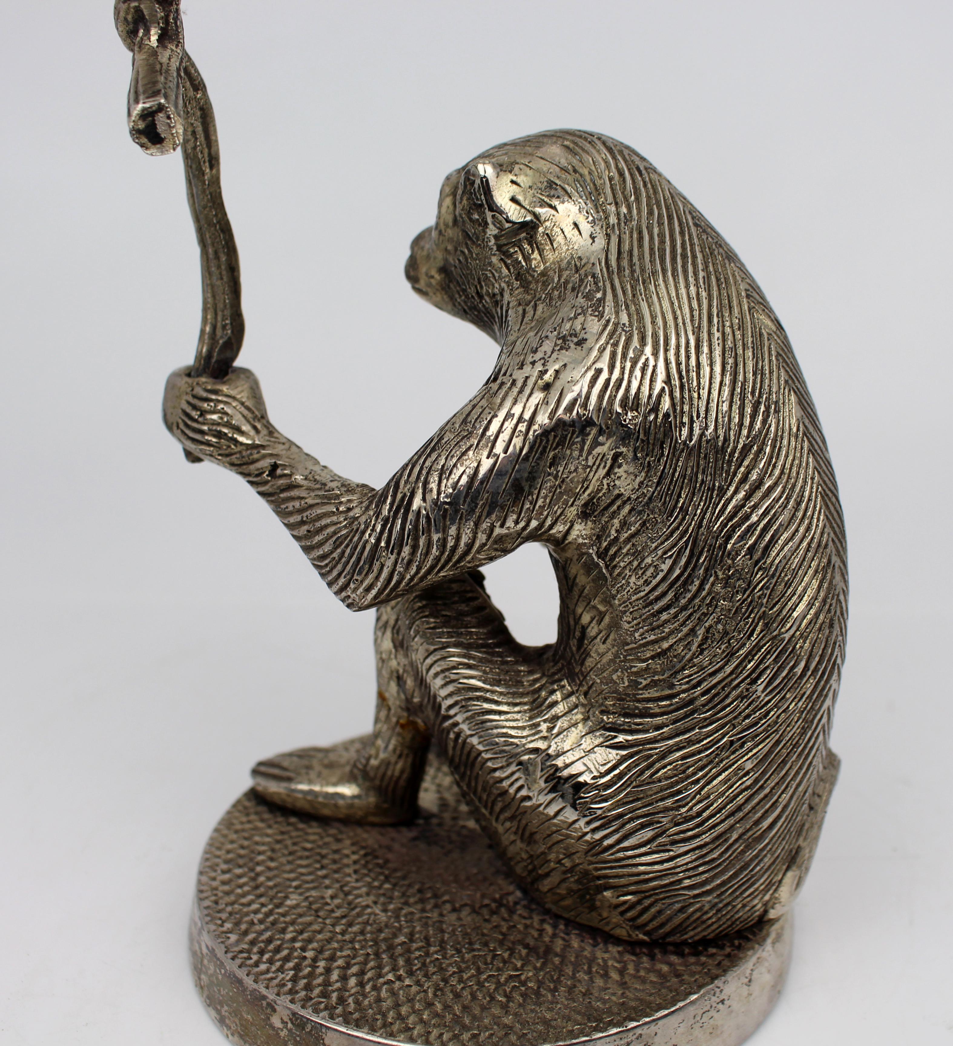 Centre de table Singe en bronze argenté avec bol en verre craquelé en vente 2