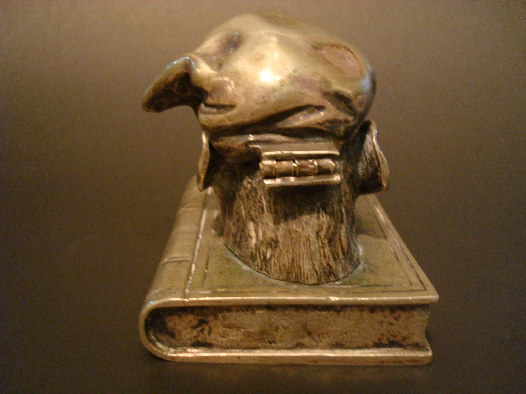 French Silvered Bronze Monkey Wearing a Hat Inkwell, France, 1900 For Sale