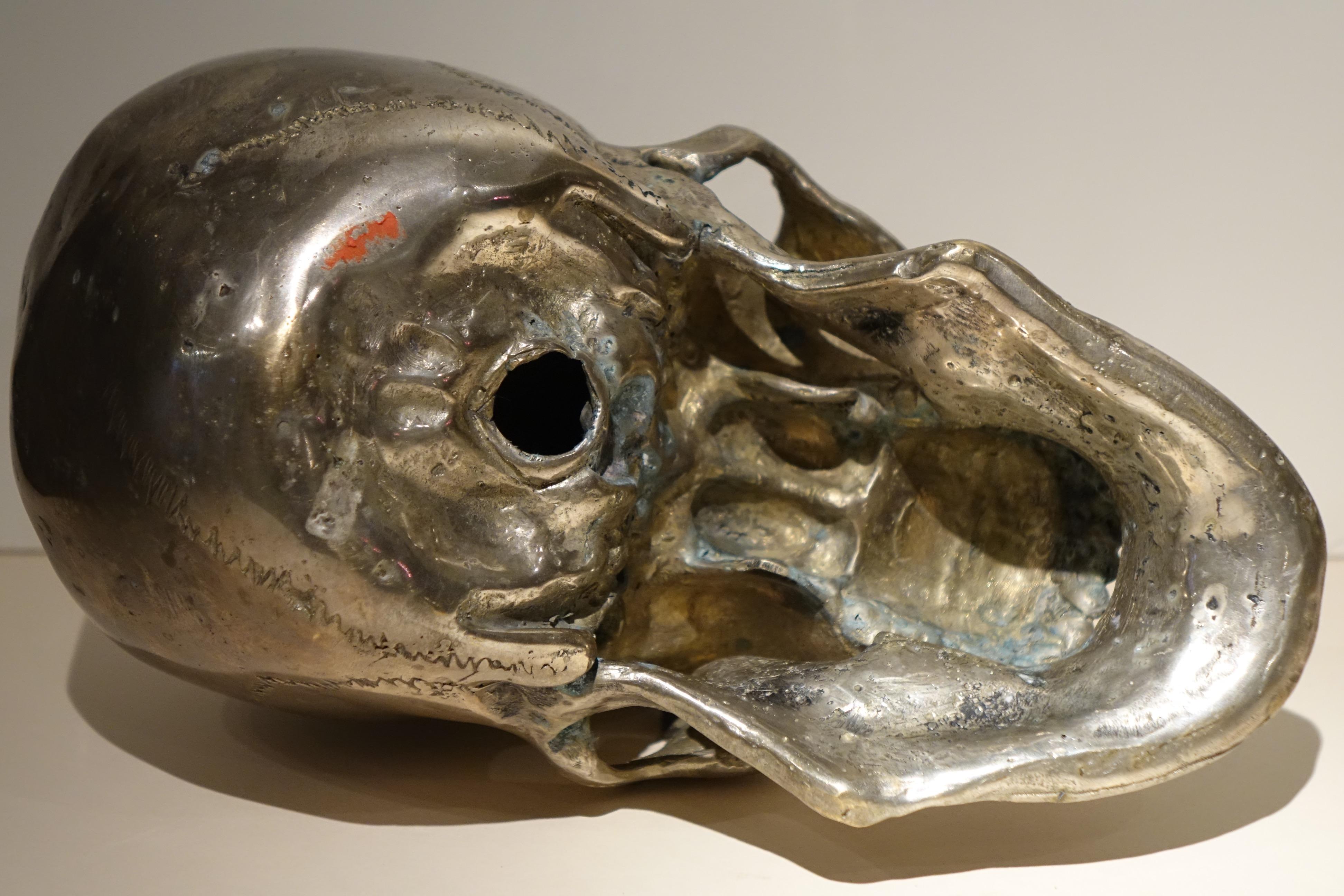 Silvered Bronze Sculpture Skull, Sicily, 18th Century In Good Condition In Paris, FR