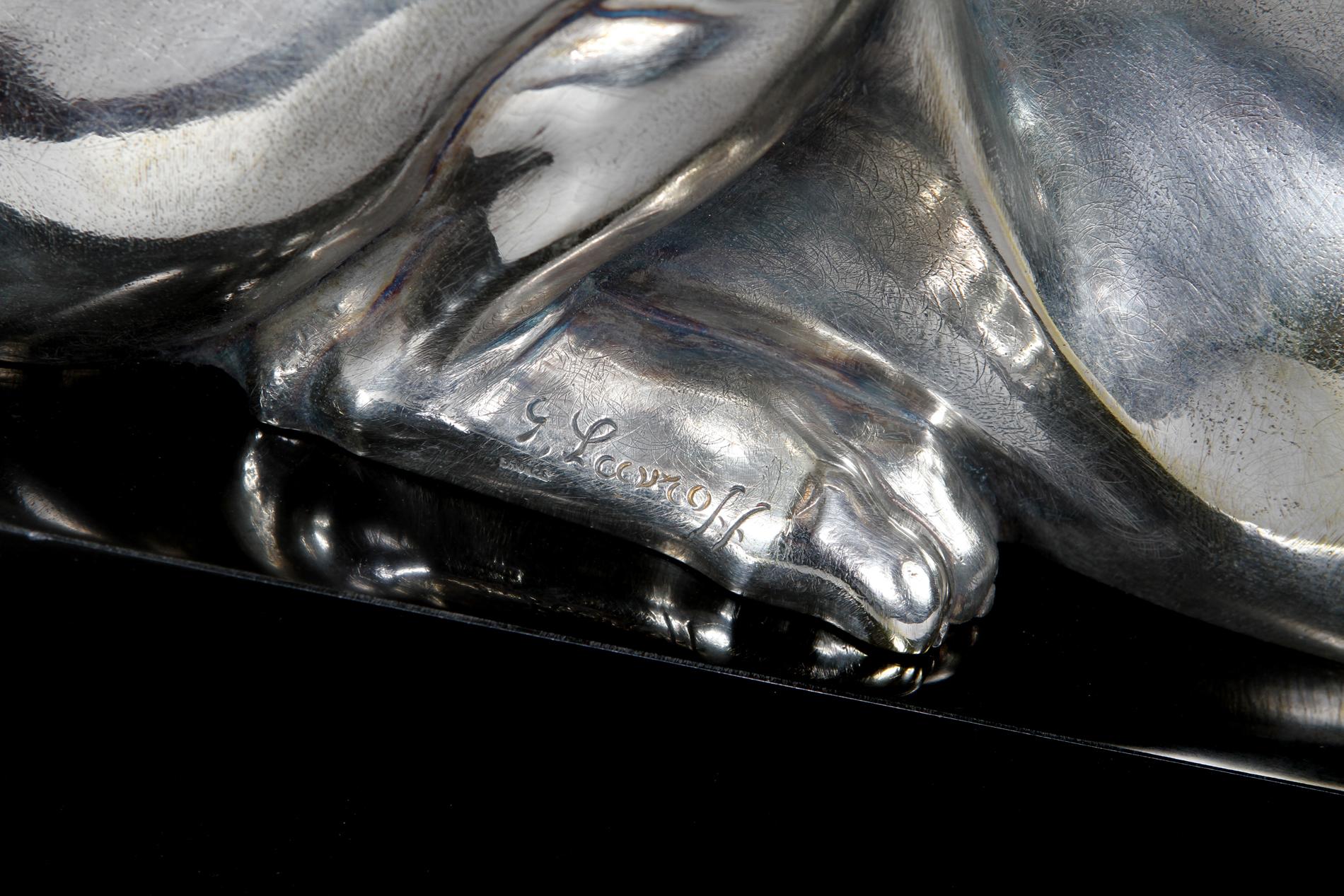 20ième siècle Sculpture de tigre en bronze argenté de Georges Lavroff  en vente