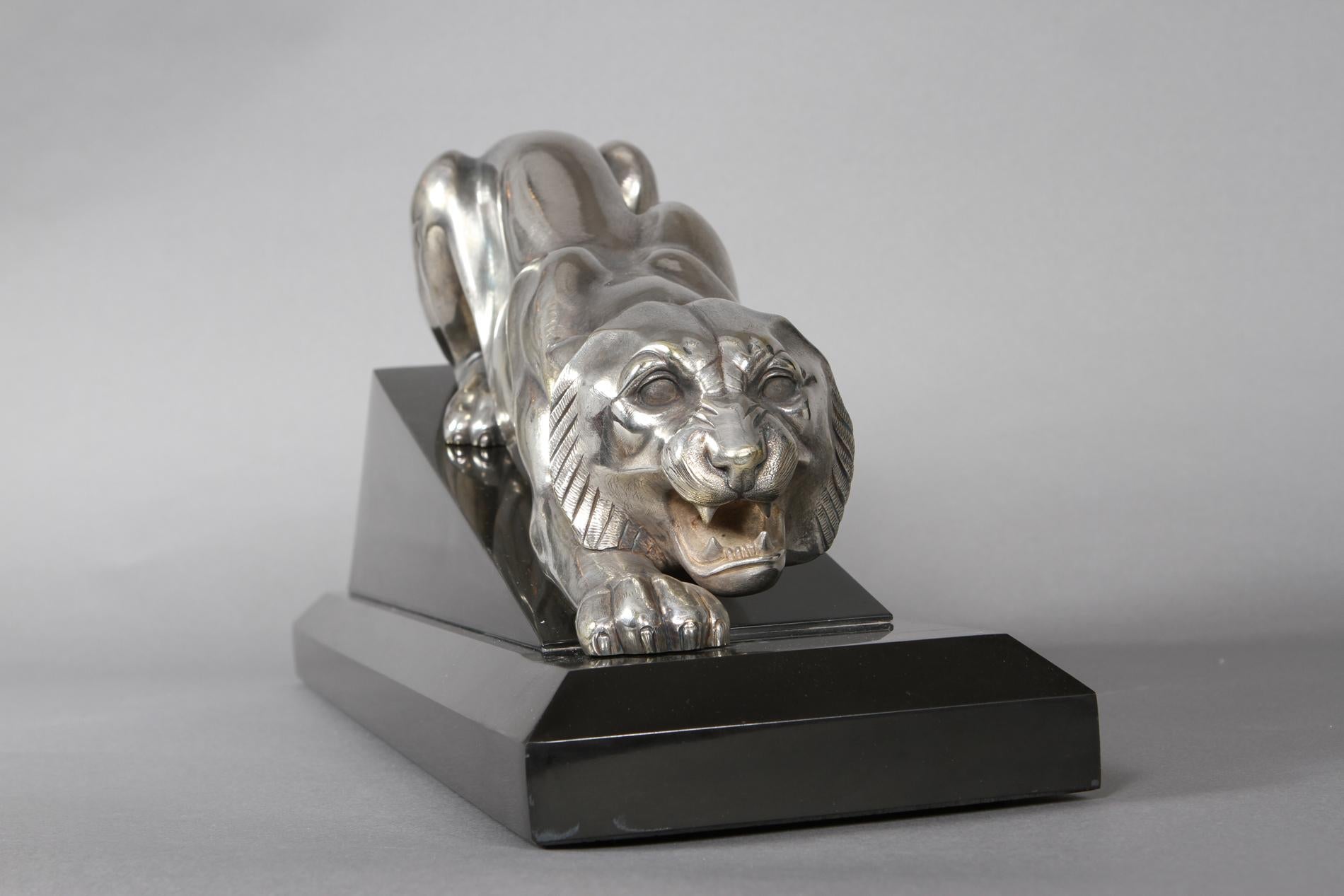 Bronze Sculpture de tigre en bronze argenté de Georges Lavroff  en vente