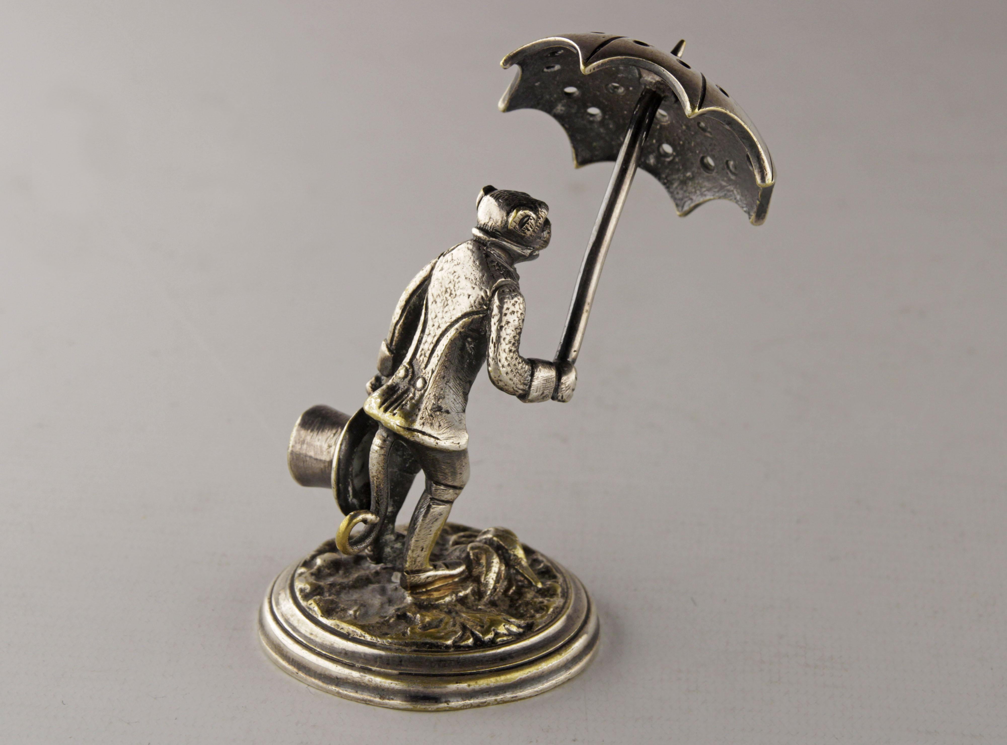 Versilberte Bronze Zahnstocherhalter von gekleideten Affen mit Umbrella und Top-Hat (Viktorianisch) im Angebot