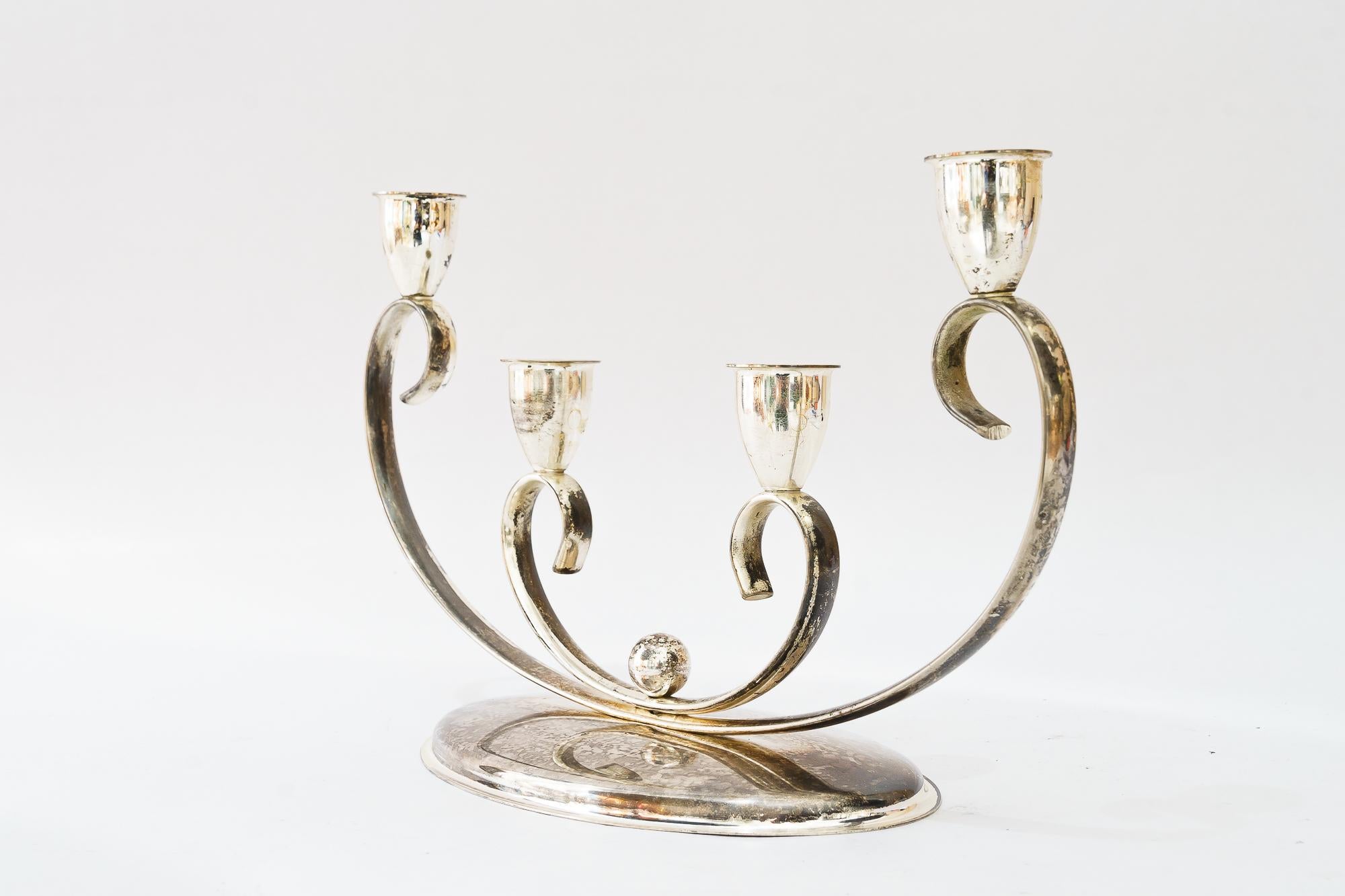 Bougeoir en argent Vienne vers les années 1960
Etat original