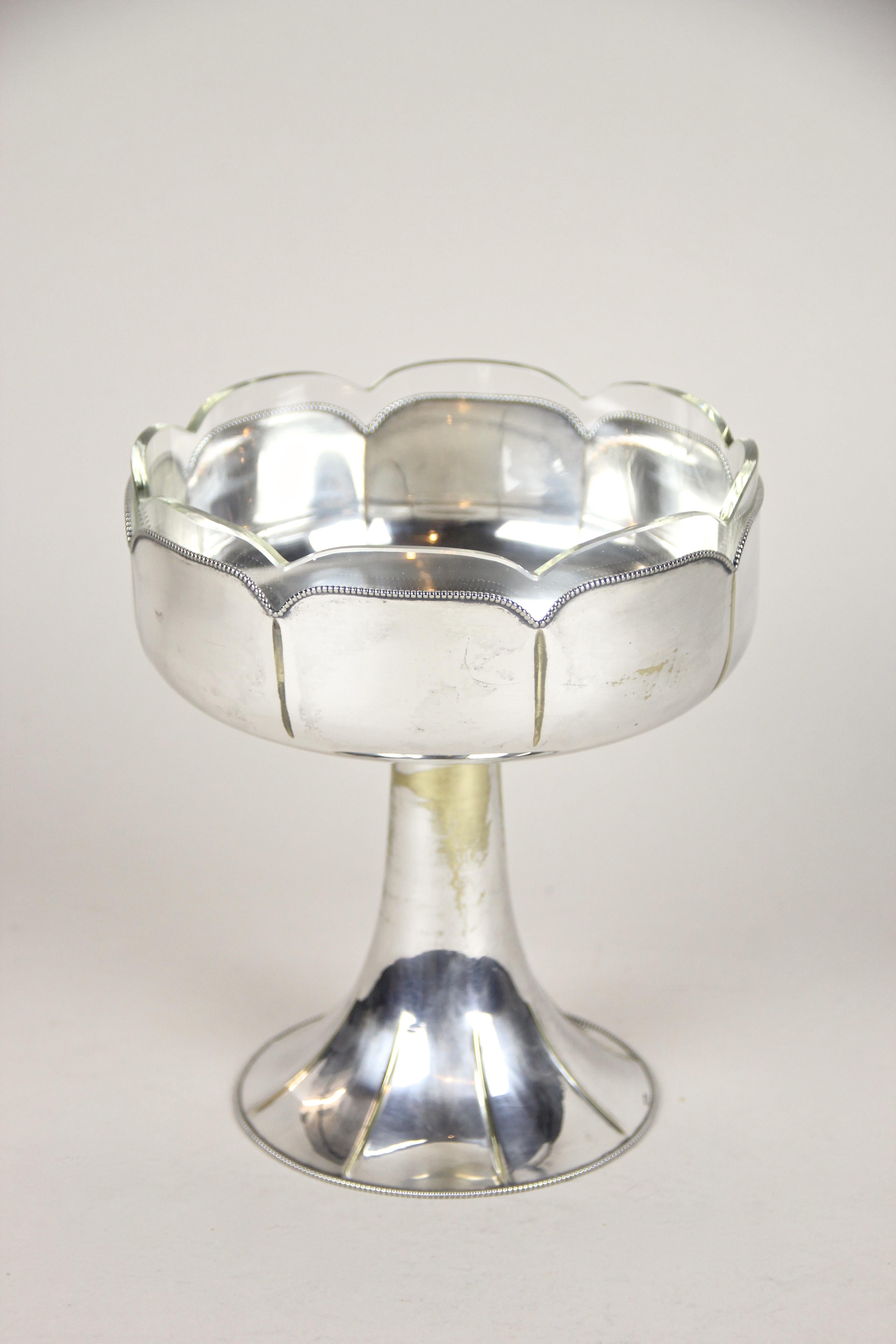 Silvered Centerpiece with Glass Bowl by WMF Art Deco, Germany, circa 1920 2