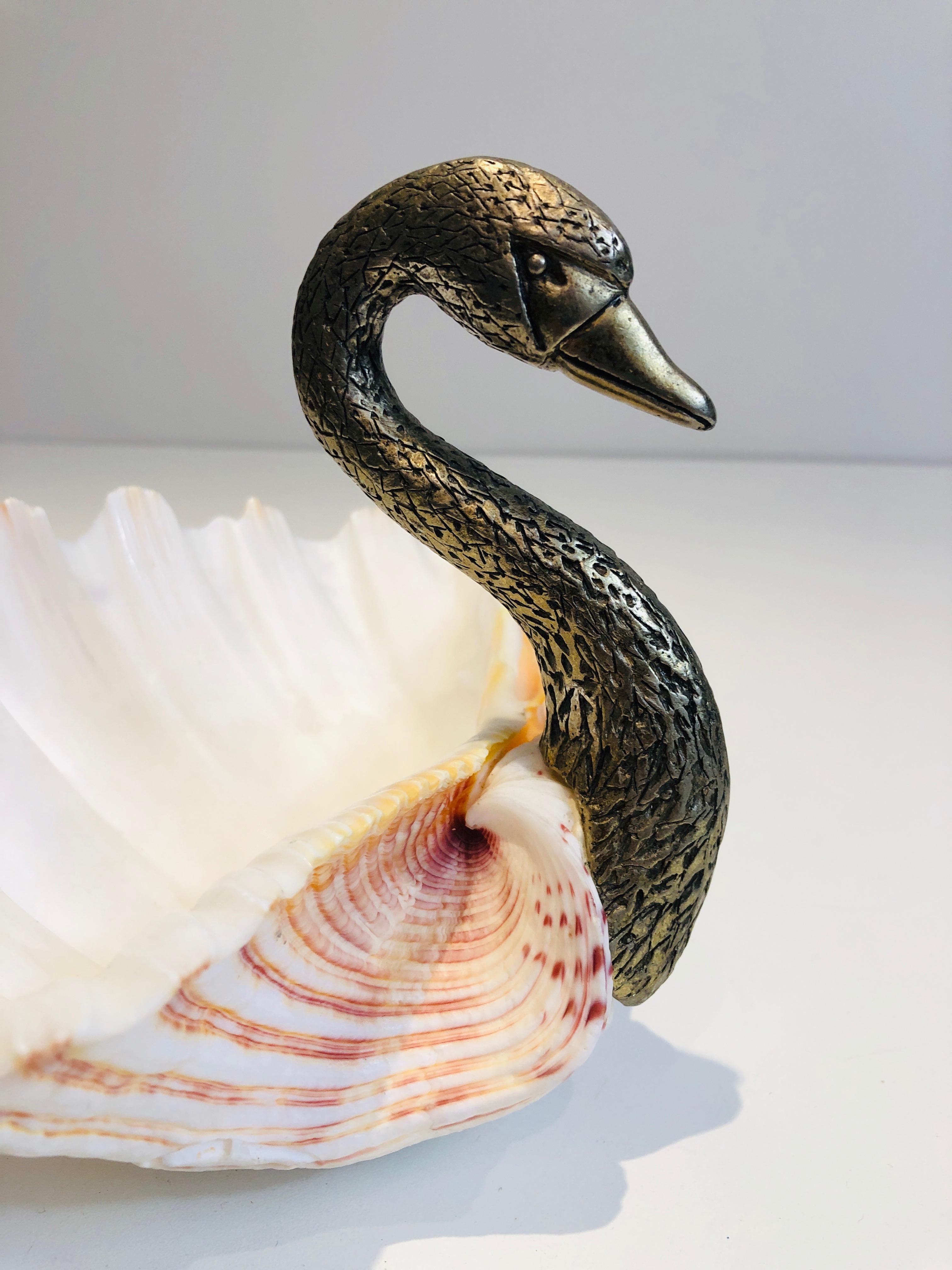 Silvered Metal & Shell Swan Vide-Poche, French Work, Attributed to Maison Jansen In Good Condition In Marcq-en-Barœul, Hauts-de-France