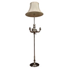 Versilberte Standard-Lampe