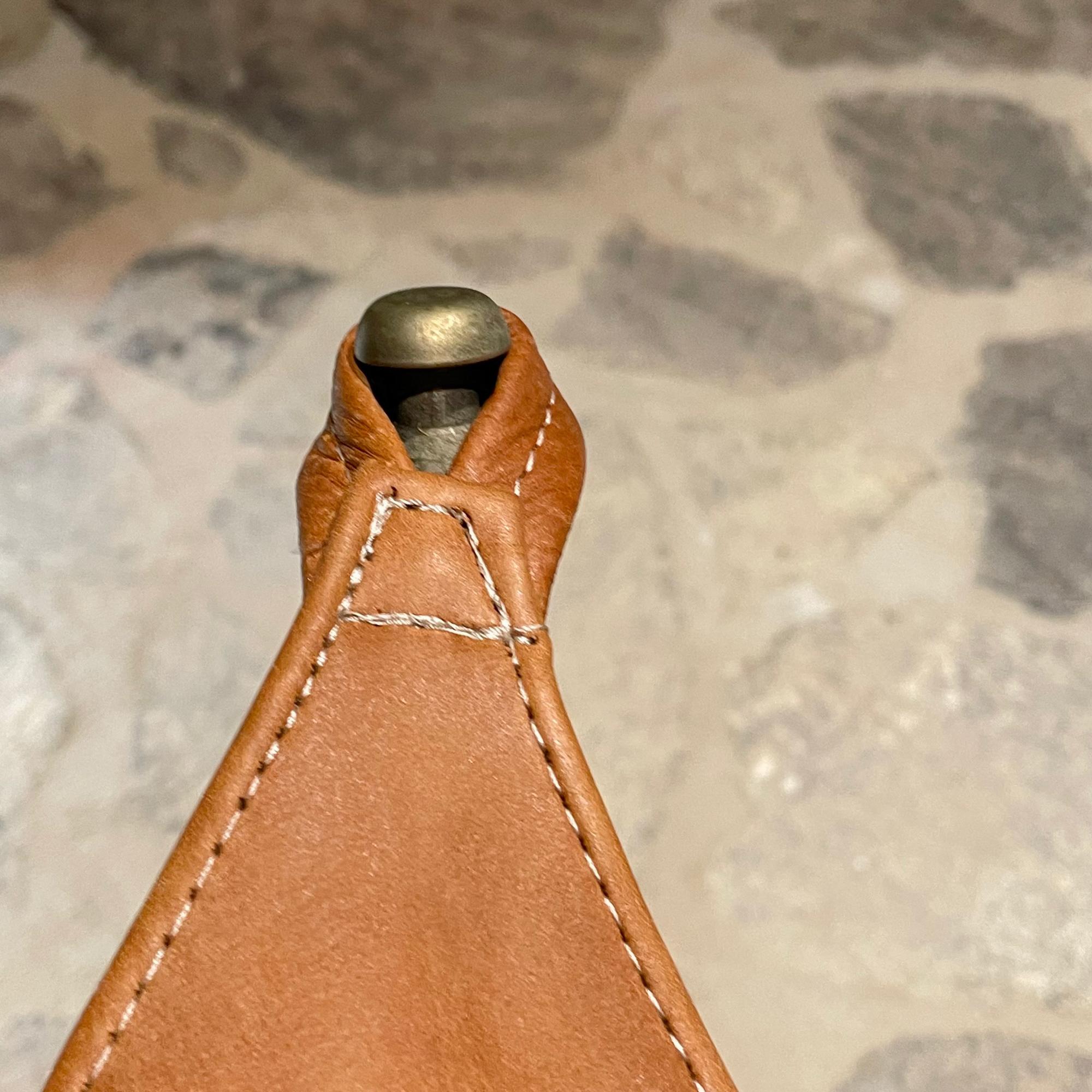 1960s Patinated Leather Silver Plate Tripod Stand en vente 1