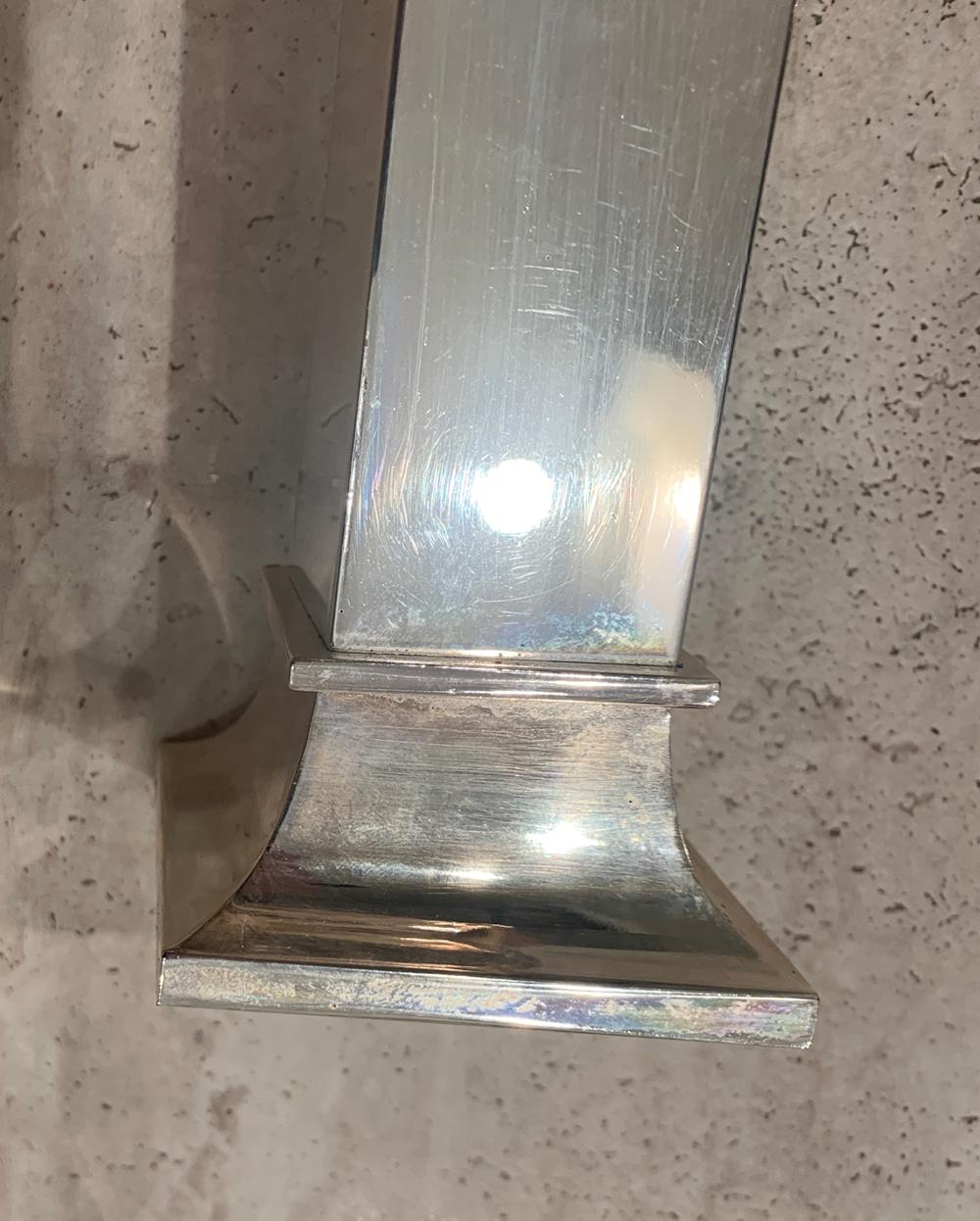 Porte-bougies métal argenté par Lunt Bon état - En vente à Los Angeles, CA
