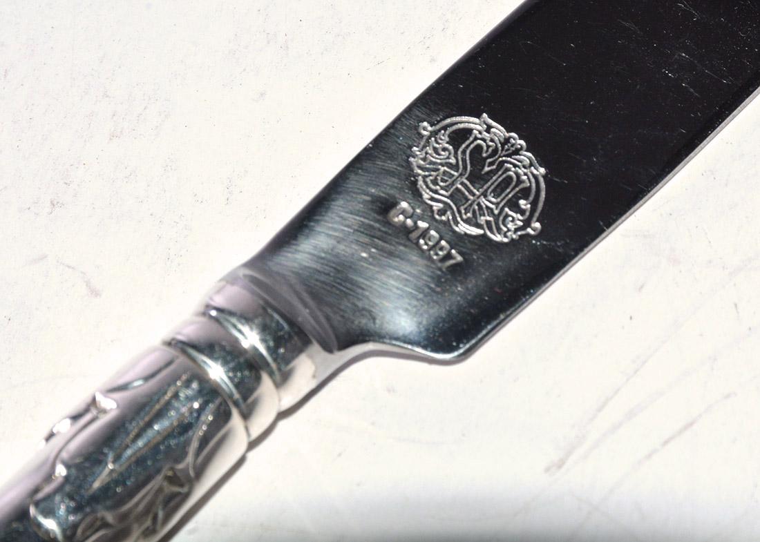 Machine-Made Silverplated Cocktail Hors D'oeuvre Serving Knife For Sale