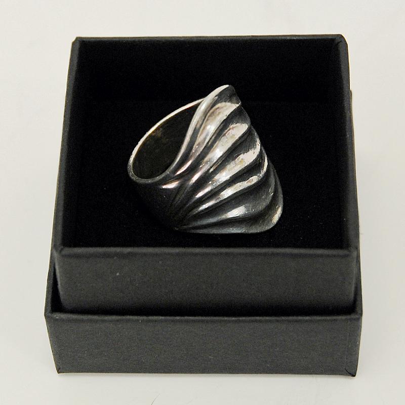 Vintage Silver Ring with Waved Surface 1970s, Sweden In Good Condition In Stockholm, SE