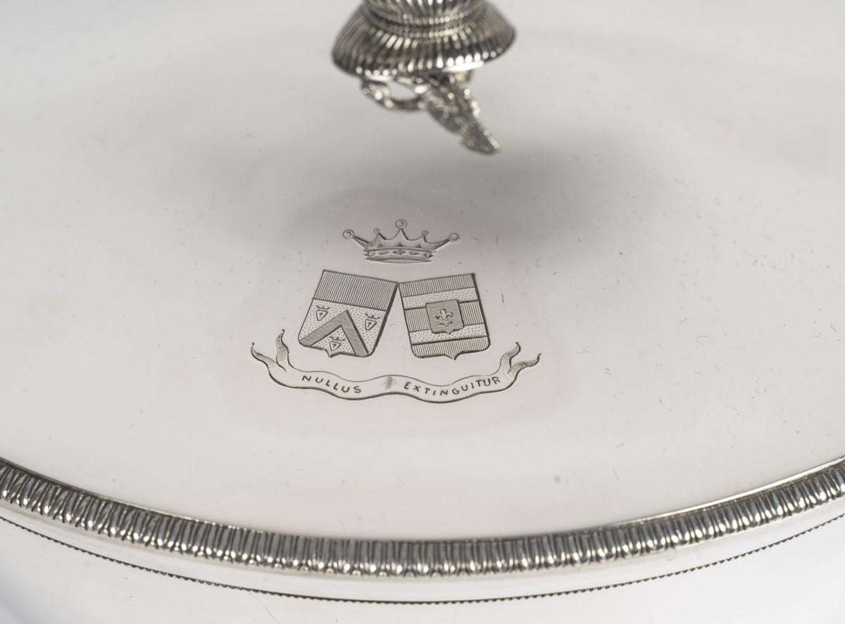 Silversmith BOUILLET - Covered solid silver vegetable dish, 1st Empire period For Sale 6