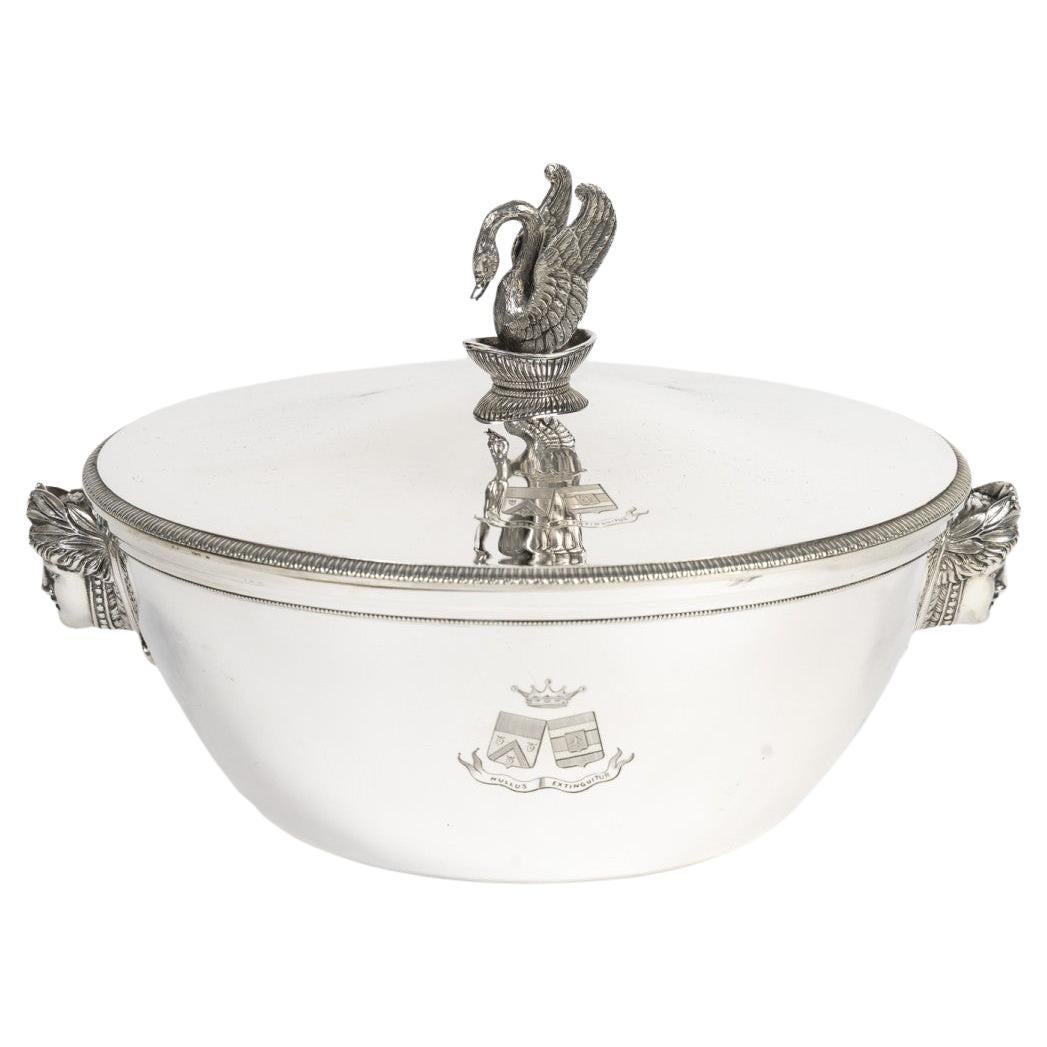 Silversmith BOUILLET - Covered solid silver vegetable dish, 1st Empire period For Sale