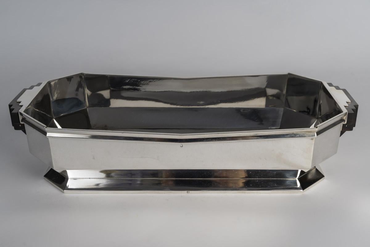 SILVERSMITH TETARD – STERLING SILVER PLANTER, Art Deco period, 1930 For Sale 4
