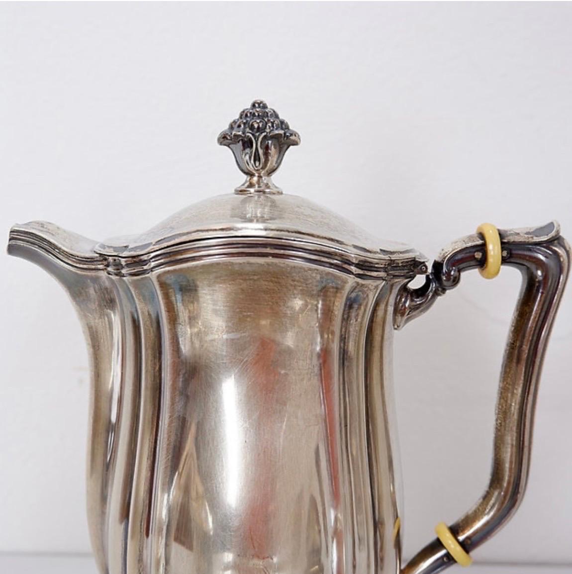 Set da tè e caffè a cinque pezzi Silverware in vendita 2