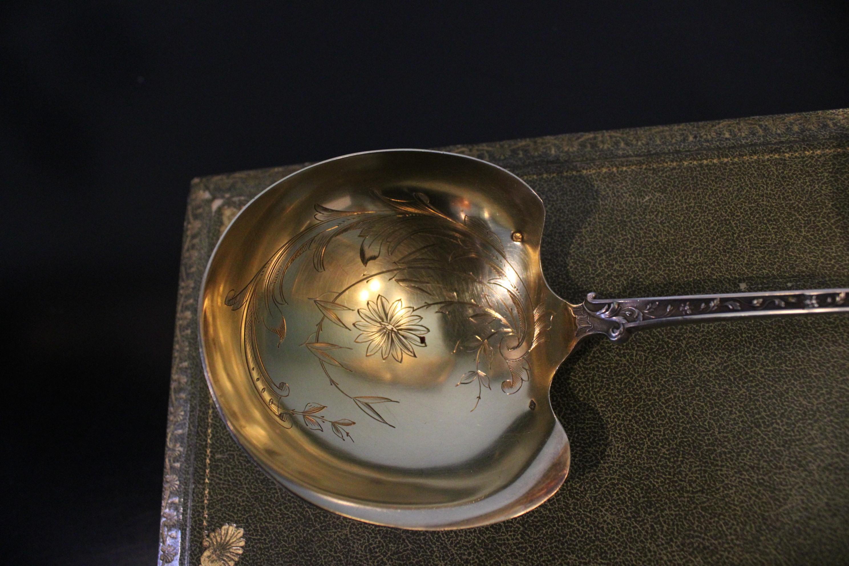 Silverware Ladle In Good Condition For Sale In Paris, FR