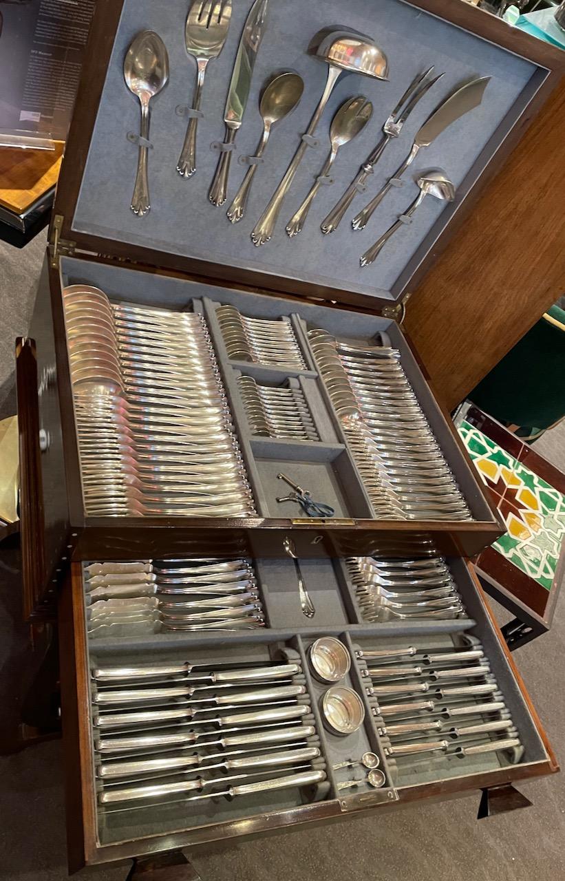 Silverware Service for 12 in Fitted Art Deco Storage Cabinet, Bafico of France In Good Condition For Sale In Oakland, CA