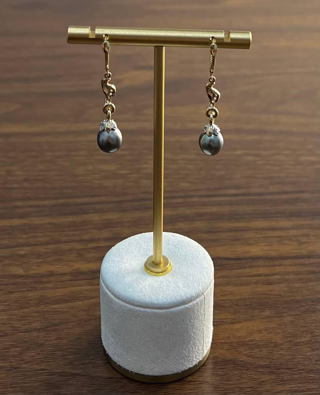 Silvery Grey Black Tahitian Pearl 14K Yellow Gold Diamond Drop Dangle Earrings For Sale 1