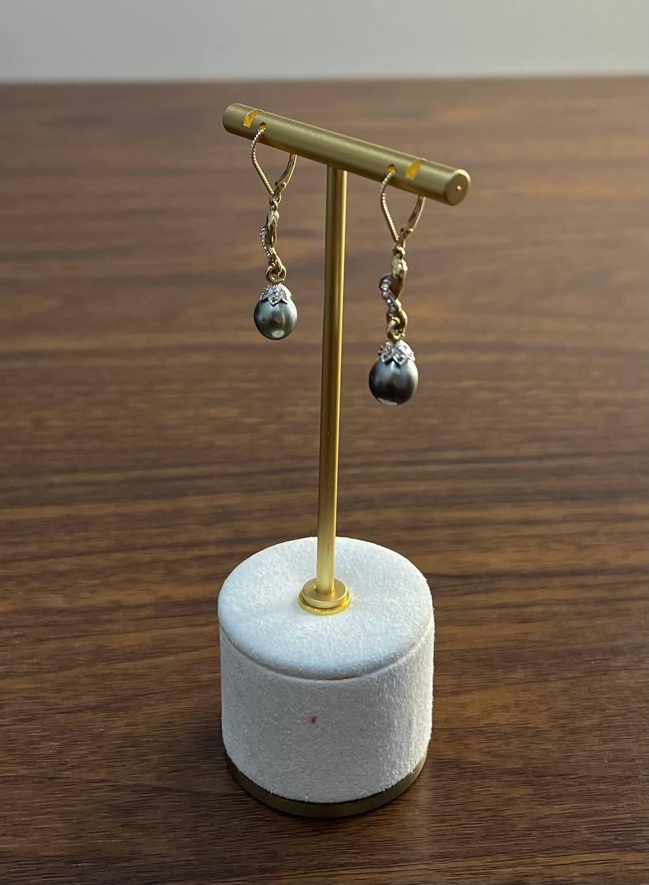 Silvery Grey Black Tahitian Pearl 14K Yellow Gold Diamond Drop Dangle Earrings For Sale 3