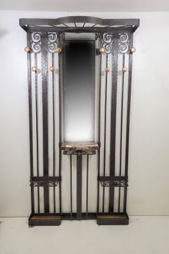 Árbol de recibidor/perchero de hierro martillado plateado, Art Decó iluminado c/consola